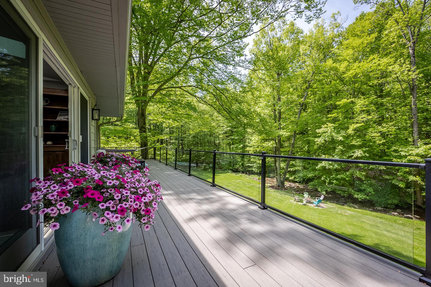 HUNTVIEW AT HORSES - Residential