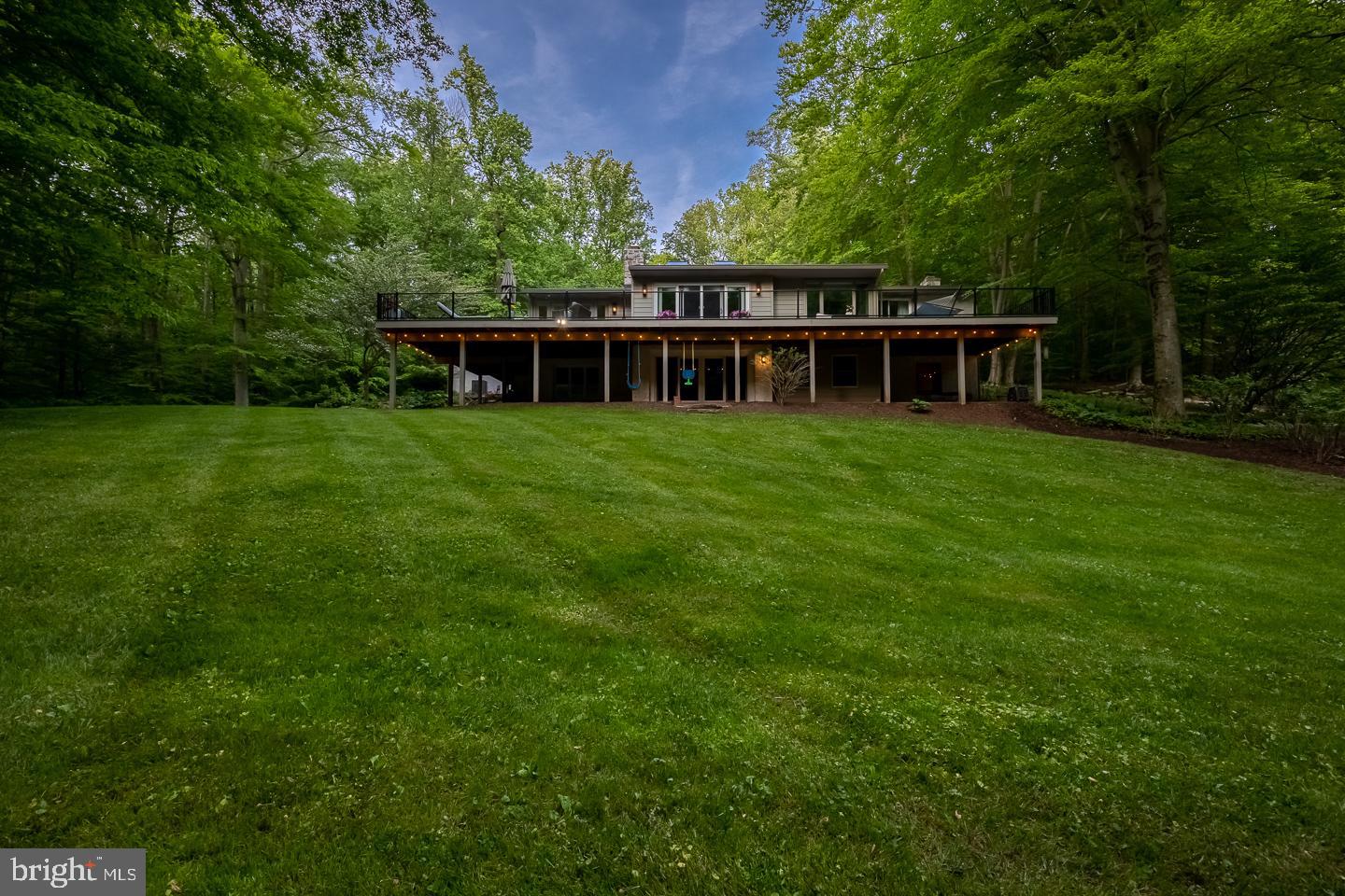 HUNTVIEW AT HORSES - Residential