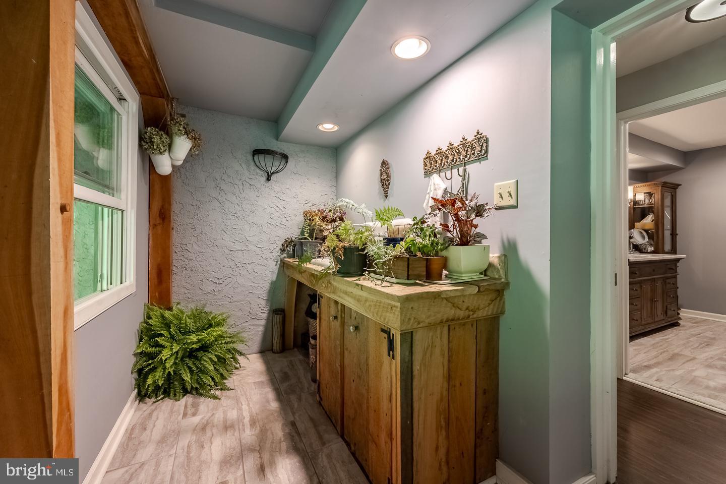 HUNTVIEW AT HORSES - Residential