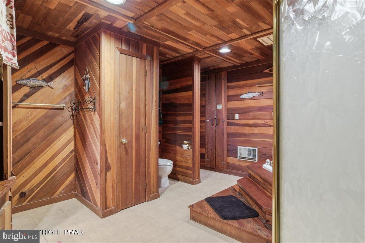 LAKE HARMOY ESTATES - Residential