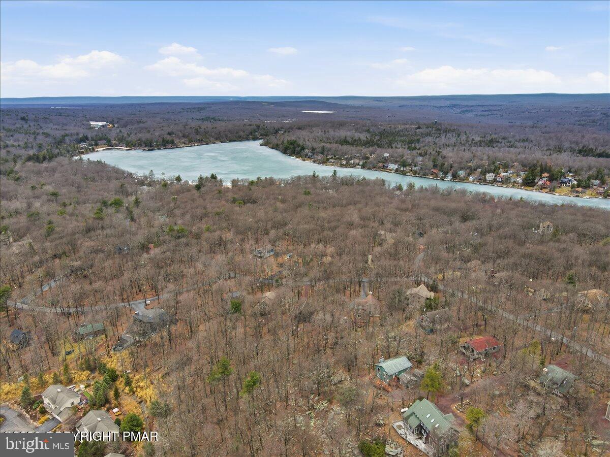 LAKE HARMOY ESTATES - Residential
