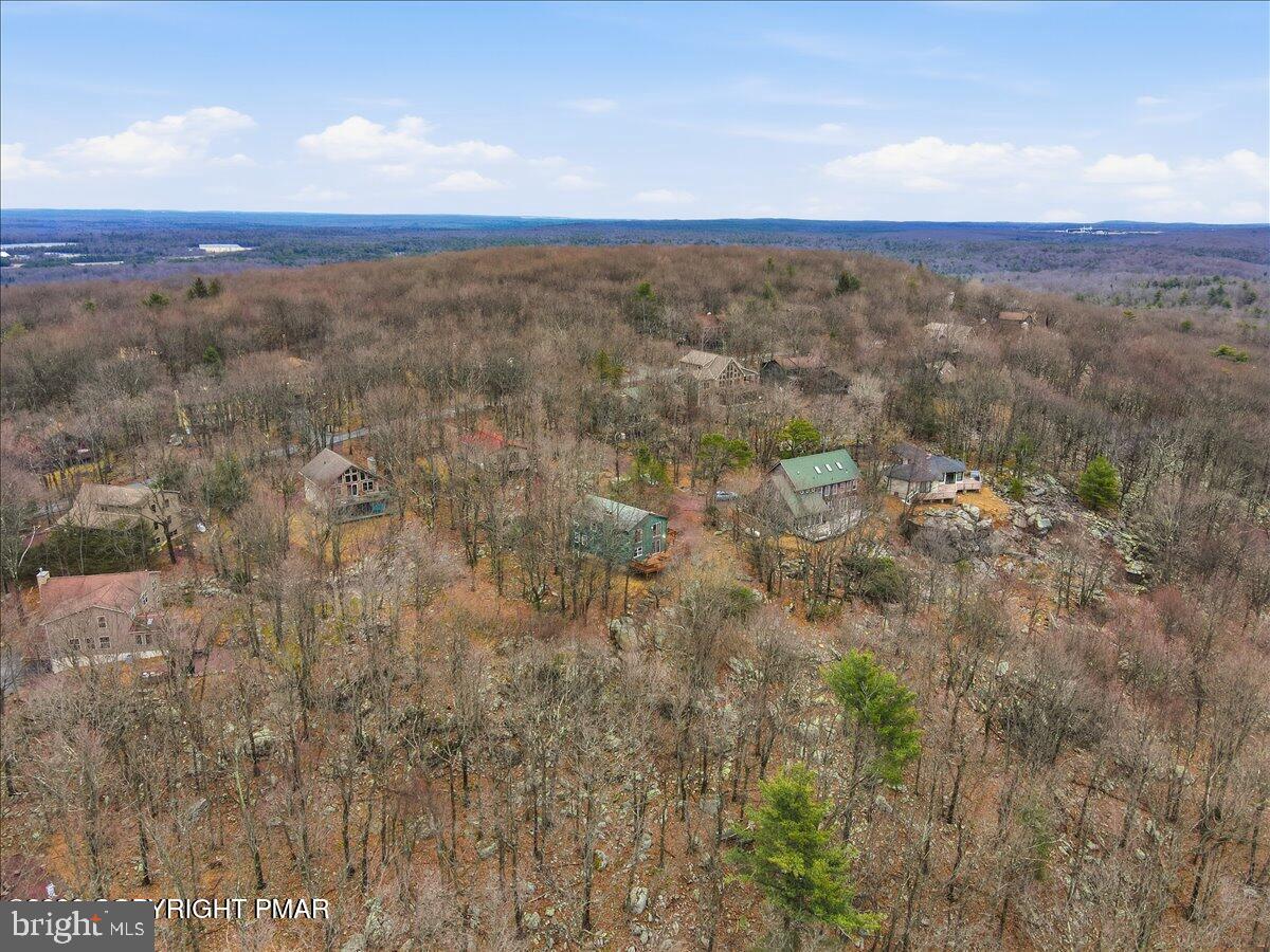 LAKE HARMOY ESTATES - Residential