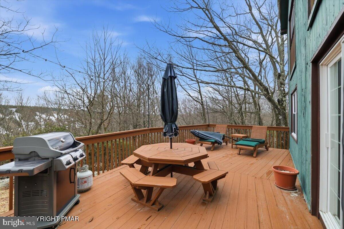 LAKE HARMOY ESTATES - Residential