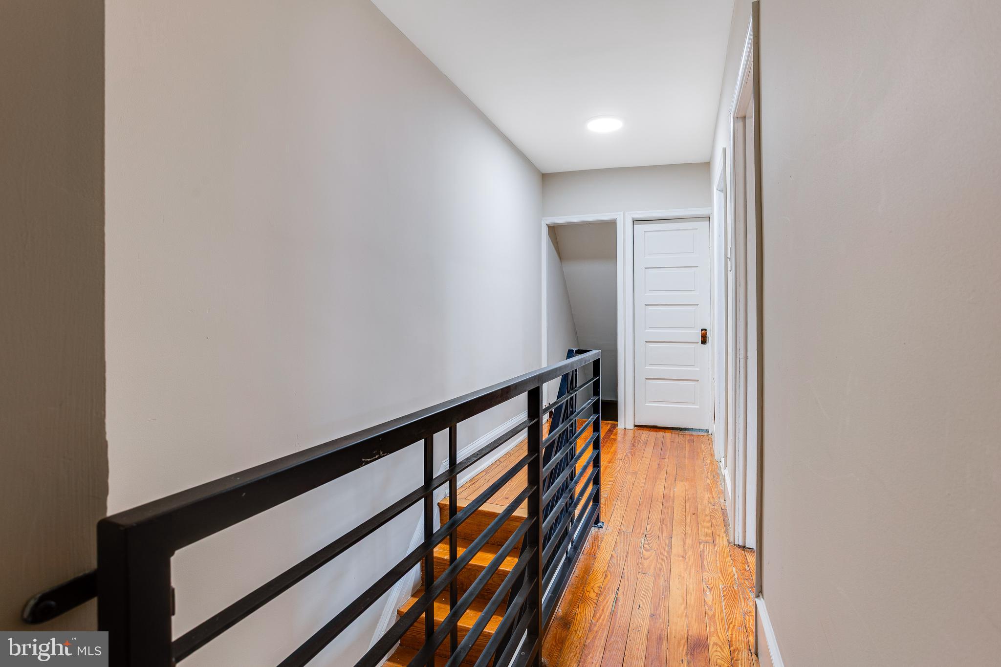 ROXBOROUGH - Residential