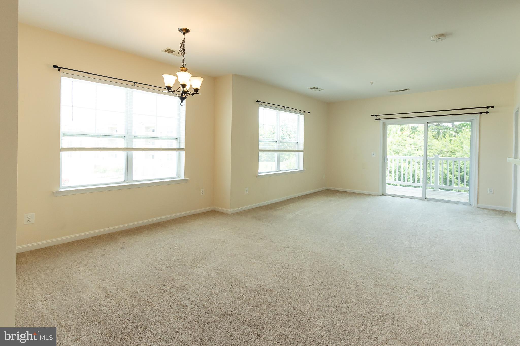 RESID AT WILDWD - Residential Lease