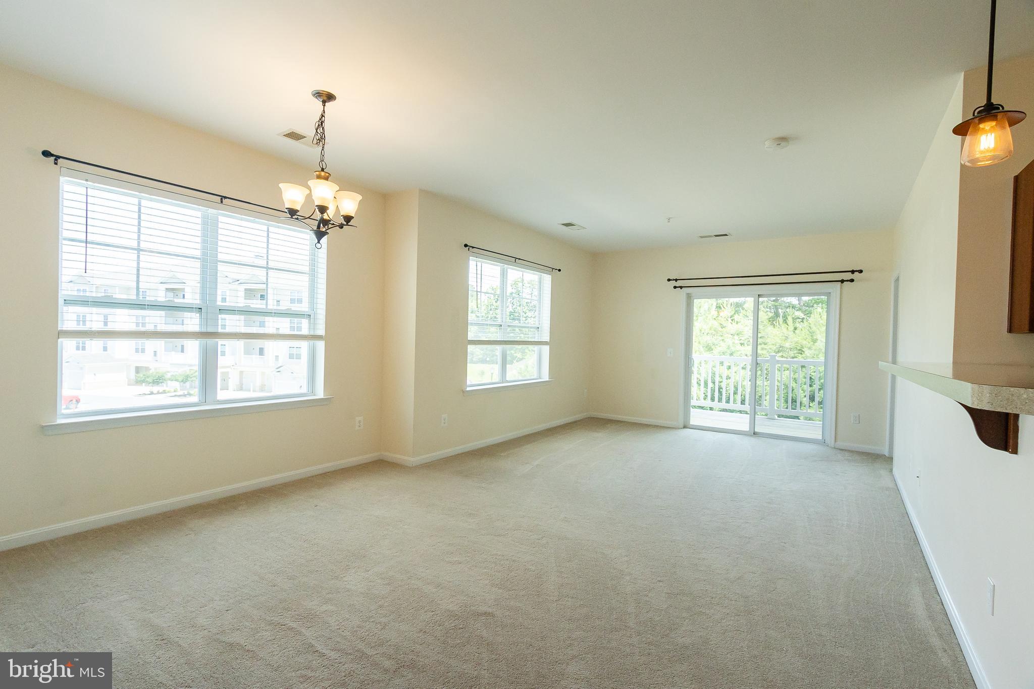 RESID AT WILDWD - Residential Lease