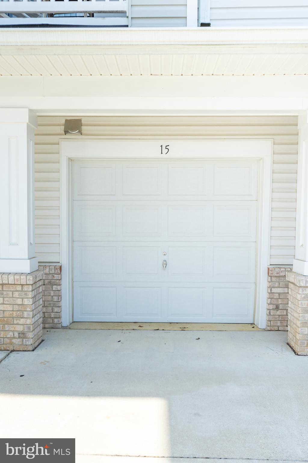 RESID AT WILDWD - Residential Lease