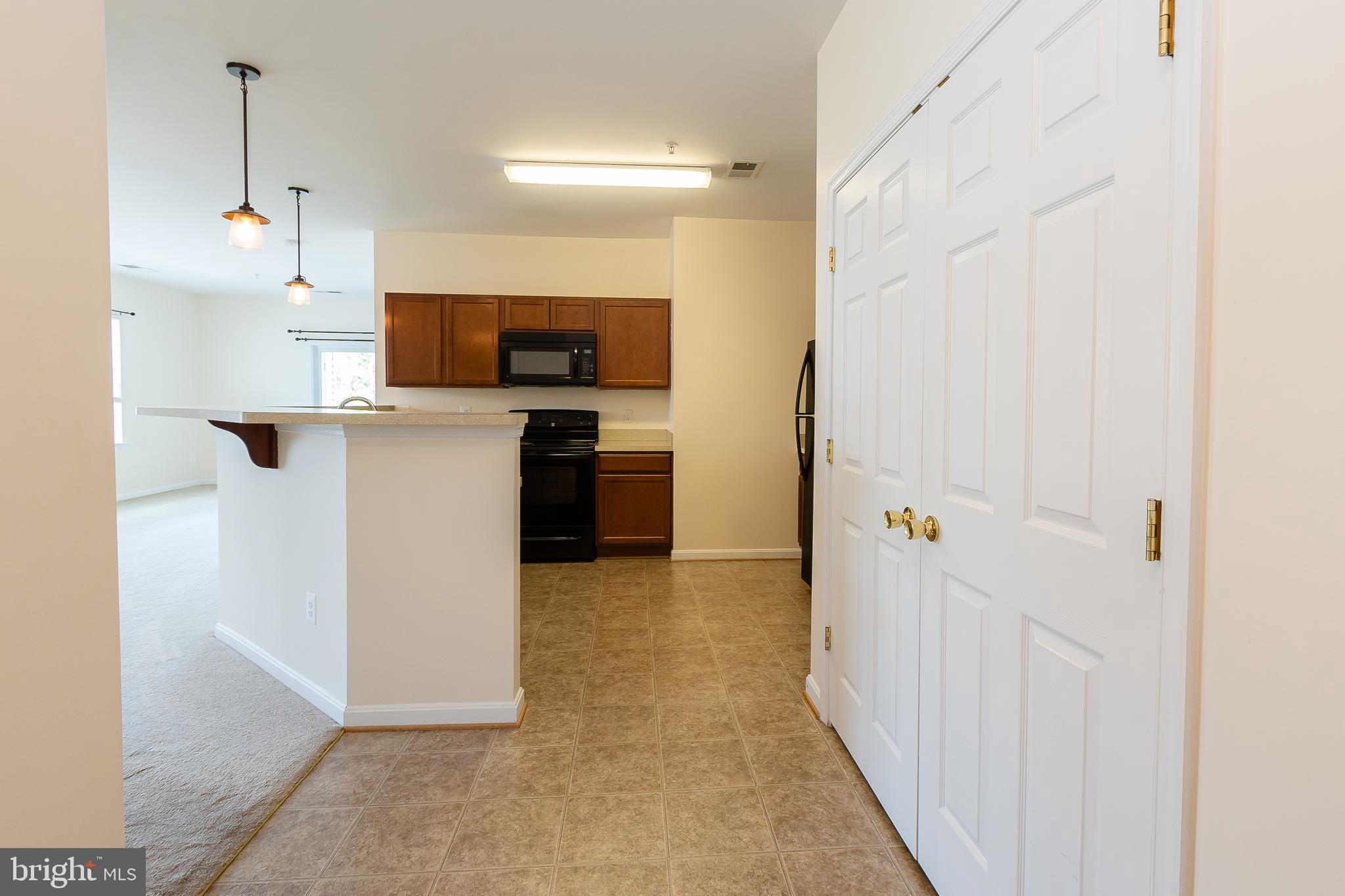 RESID AT WILDWD - Residential Lease