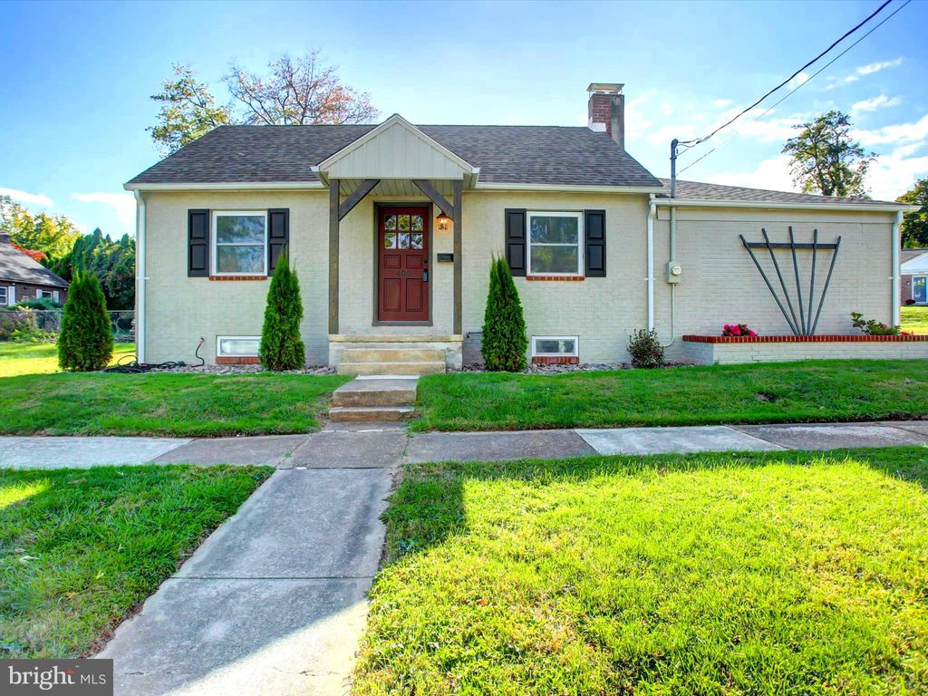 Photo of 400 Woodland Ave, NEW CUMBERLAND, PA 17070 (MLS # PACB2047296)