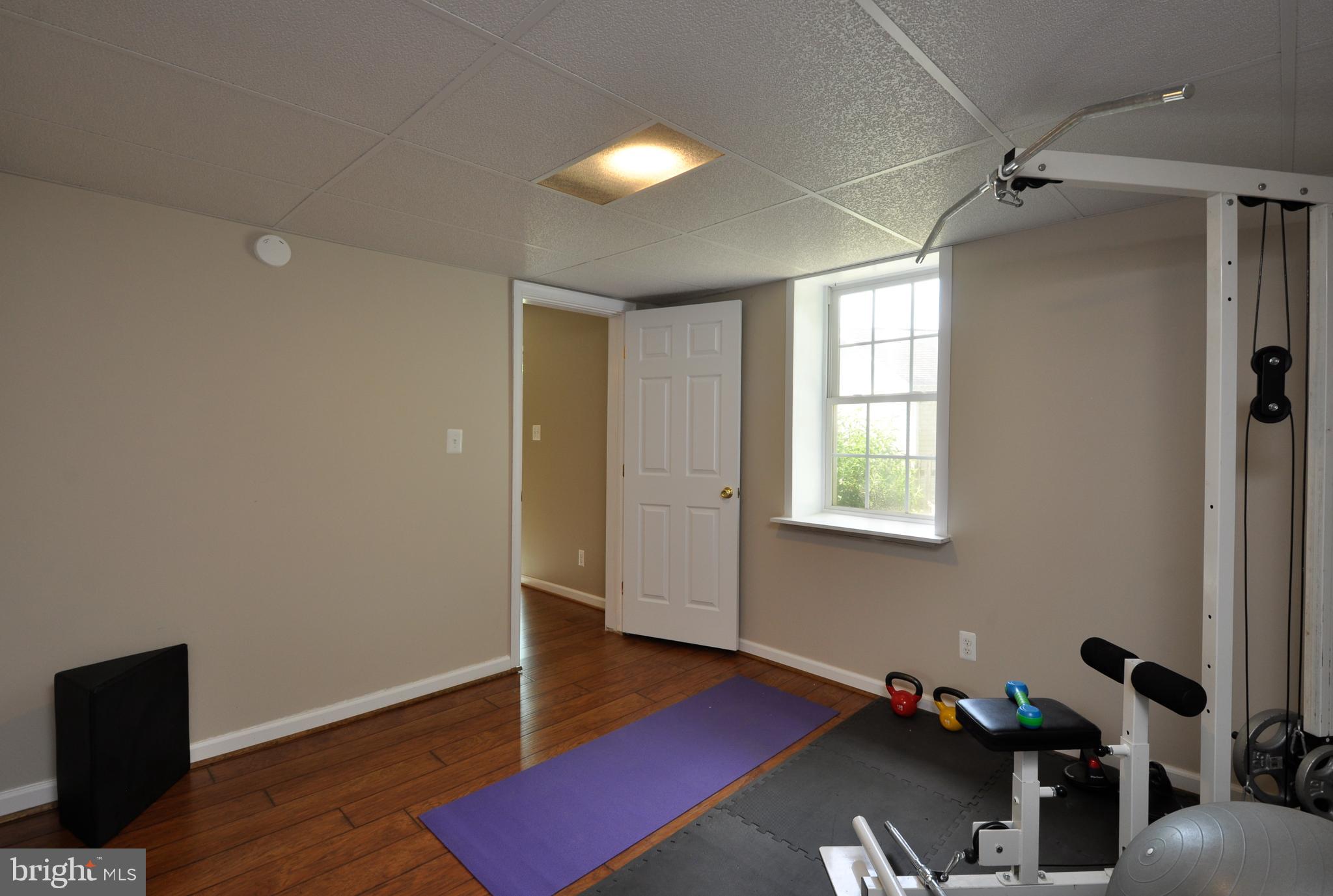 LEE'S HILL - Residential