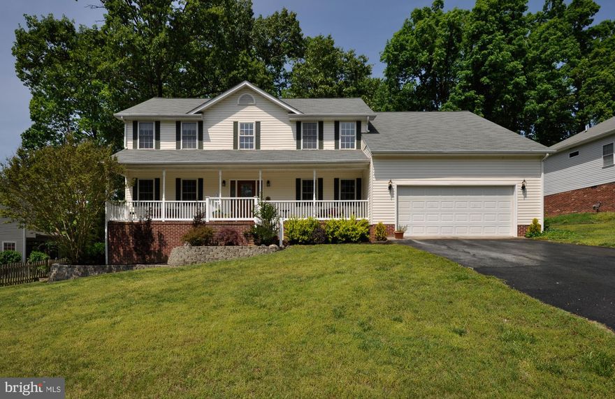 Just move right in! Exciting 5/6 bedroom colonial with 3 finished levels! 5 bedrooms on the upper level! All new flooring throughout with vinyl plank on the main level and wood on the entire upper level*Granite and stainless steel appliances in kitchen*Super 21 x 13 master suite with wood floors, huge walk-in closet and soaking tub/separate shower in master bath*Full walkout finished basement has full bath, family room, office or 6th bedroom and large storage room*Almost 1/2 acre wooded setting with fenced in rear yard*Roof and CAC replaced recently*Enjoy Lee's Hill community amenities including 2 pools, tennis courts, tot lots and public golf course*