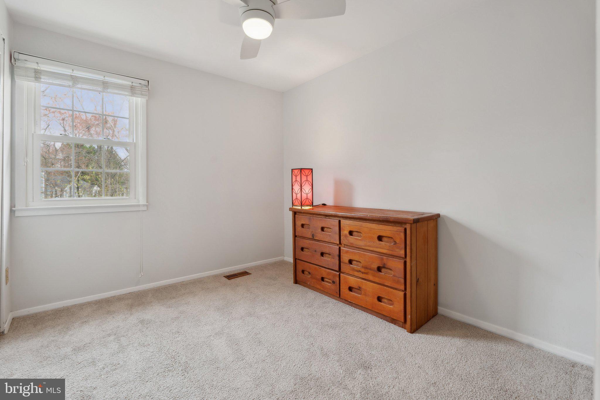 CROFTON SQUARE - Residential