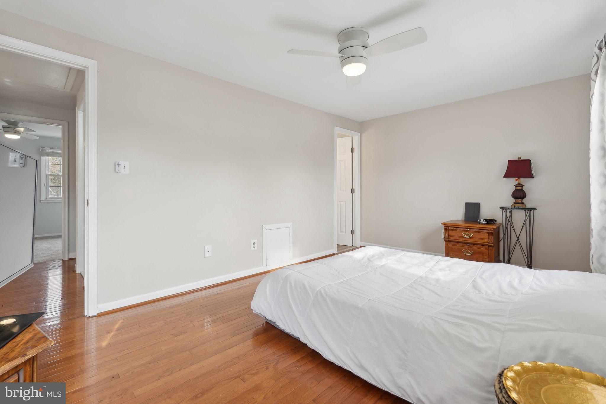 CROFTON SQUARE - Residential