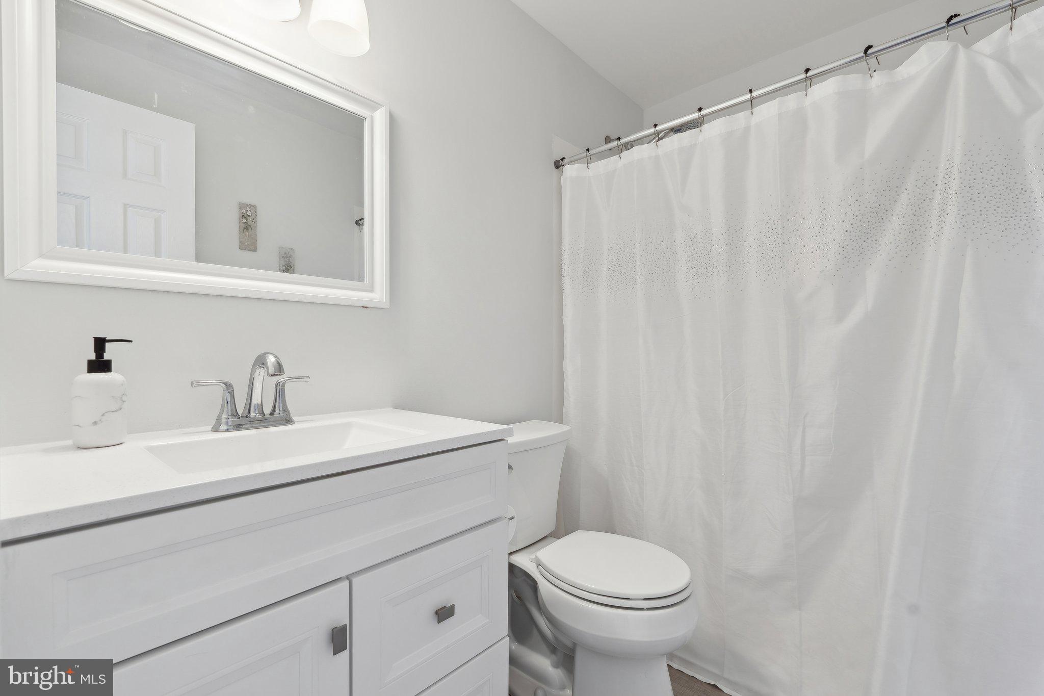 CROFTON SQUARE - Residential