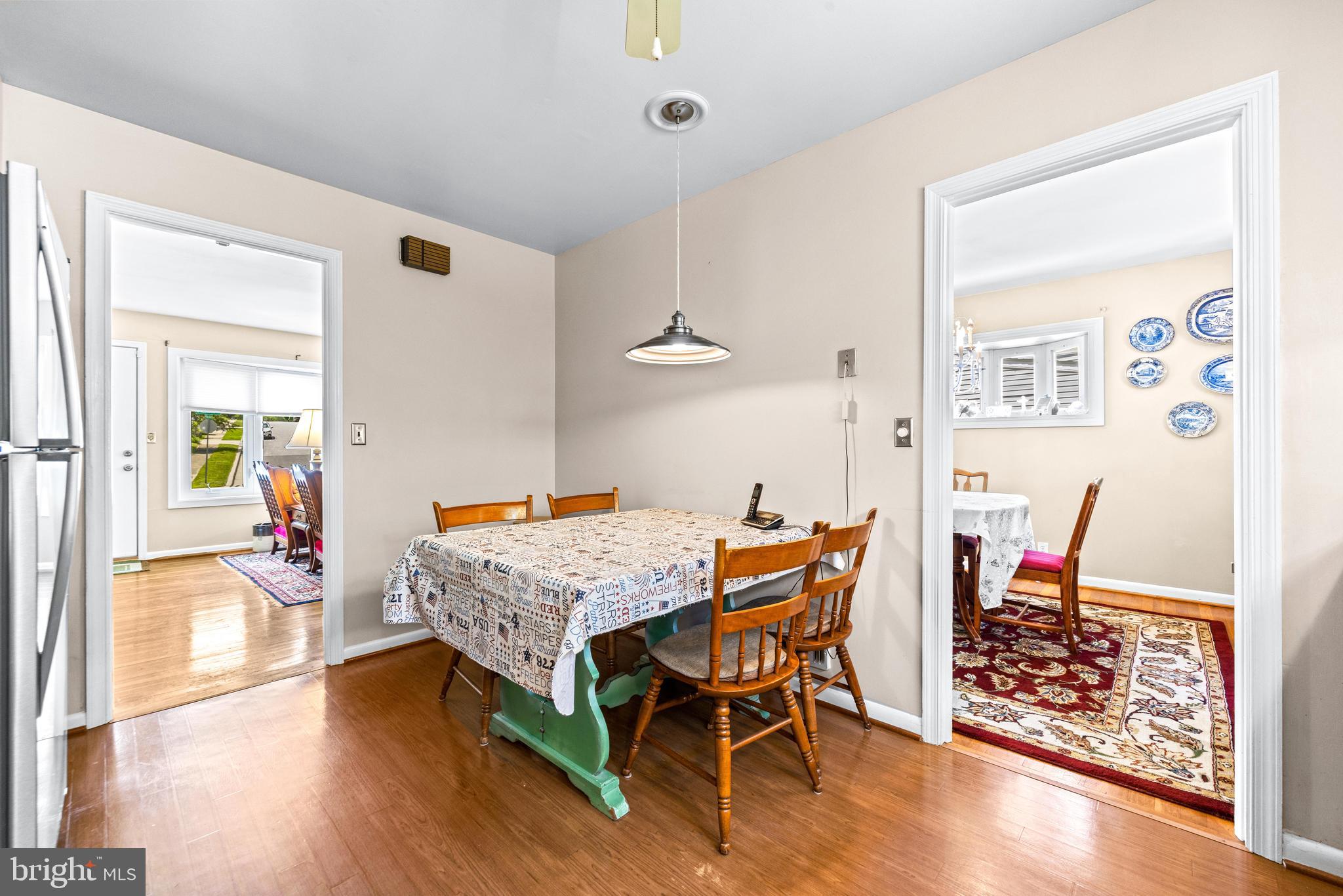 YORK MANOR - Residential