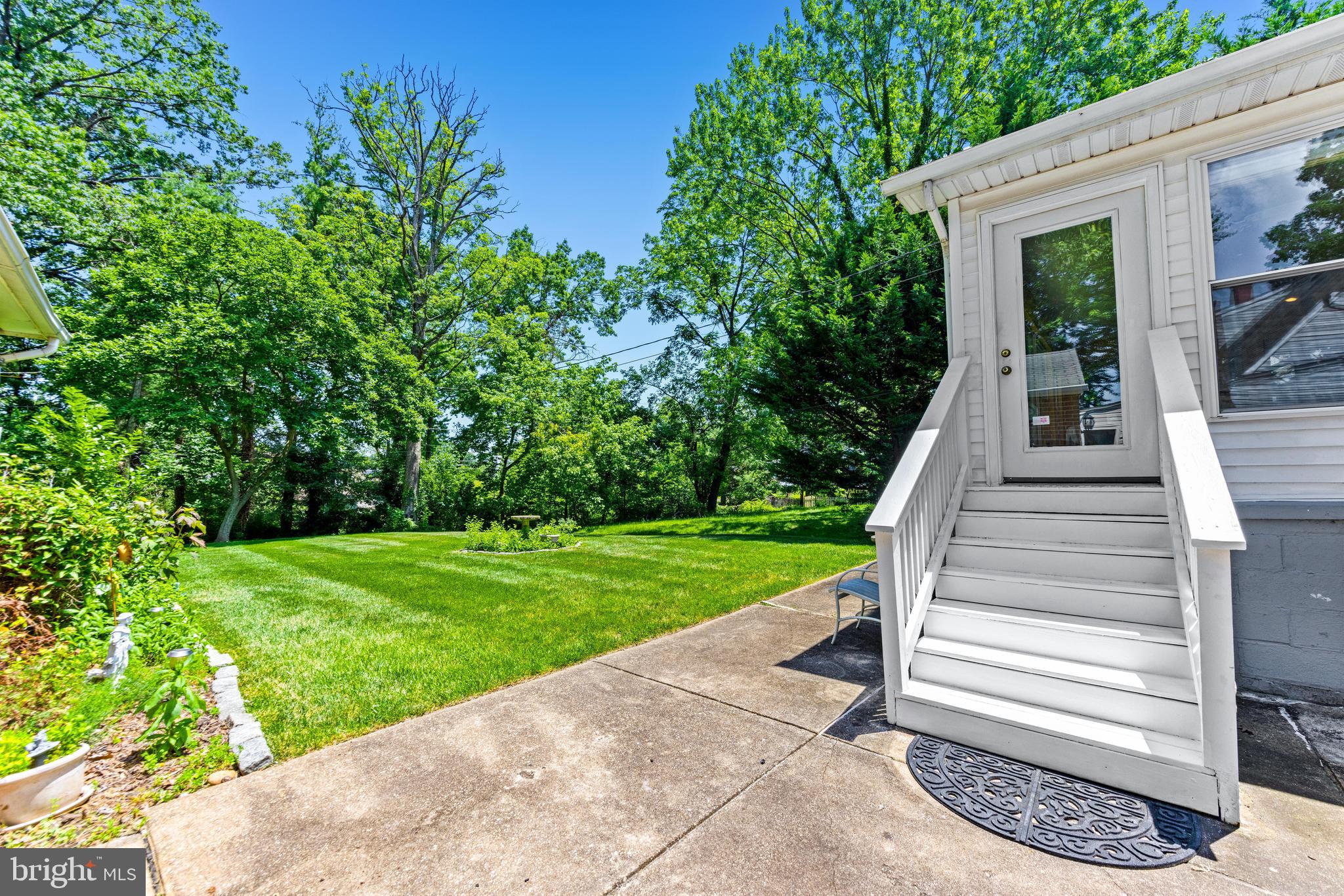 YORK MANOR - Residential