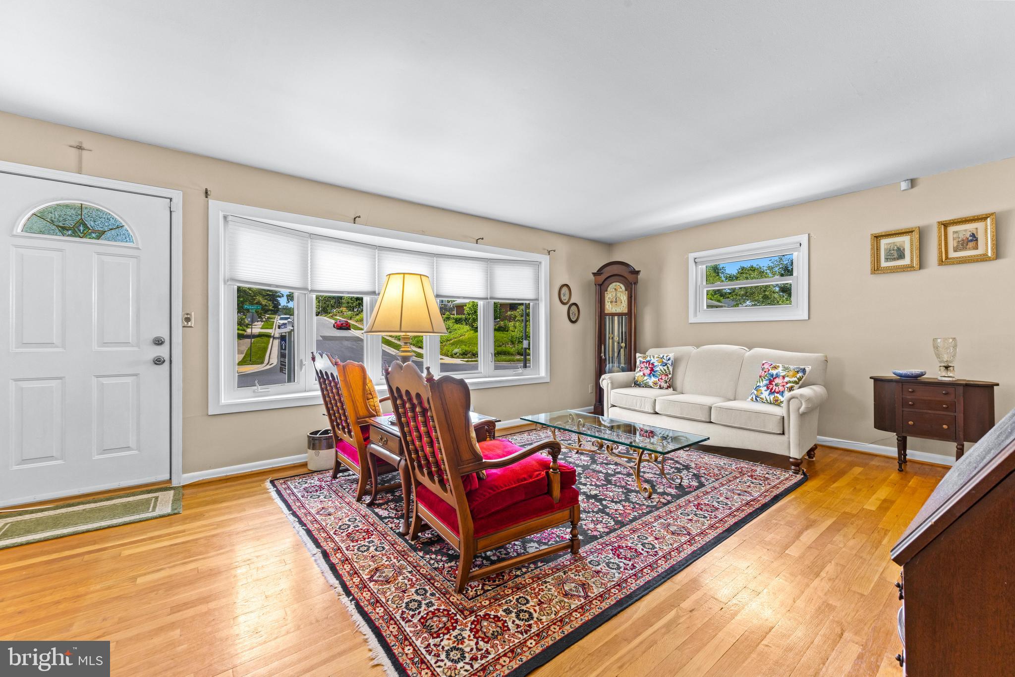 YORK MANOR - Residential