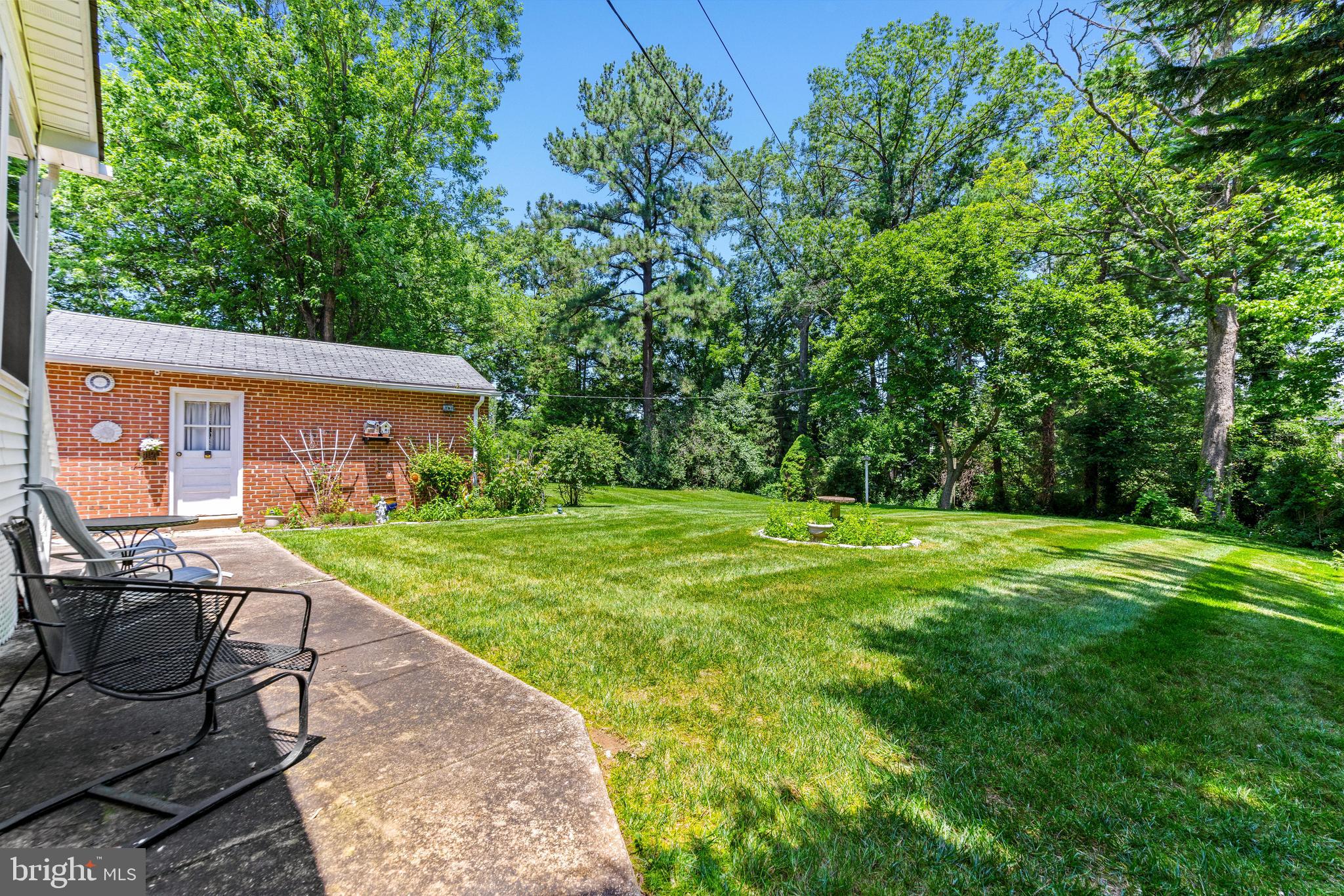 YORK MANOR - Residential