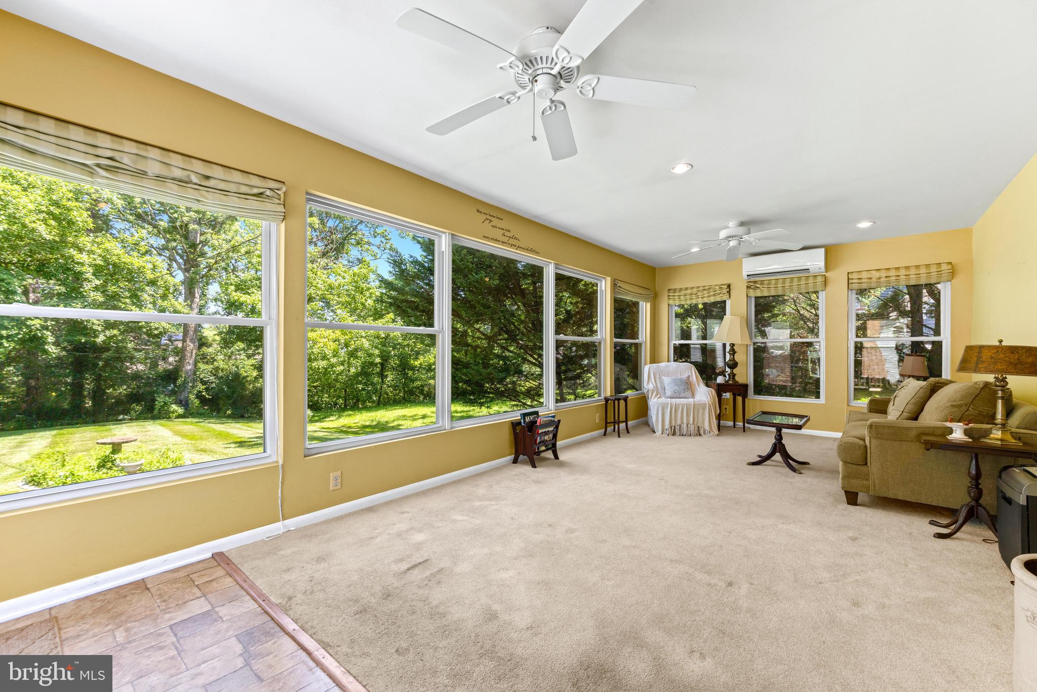 YORK MANOR - Residential