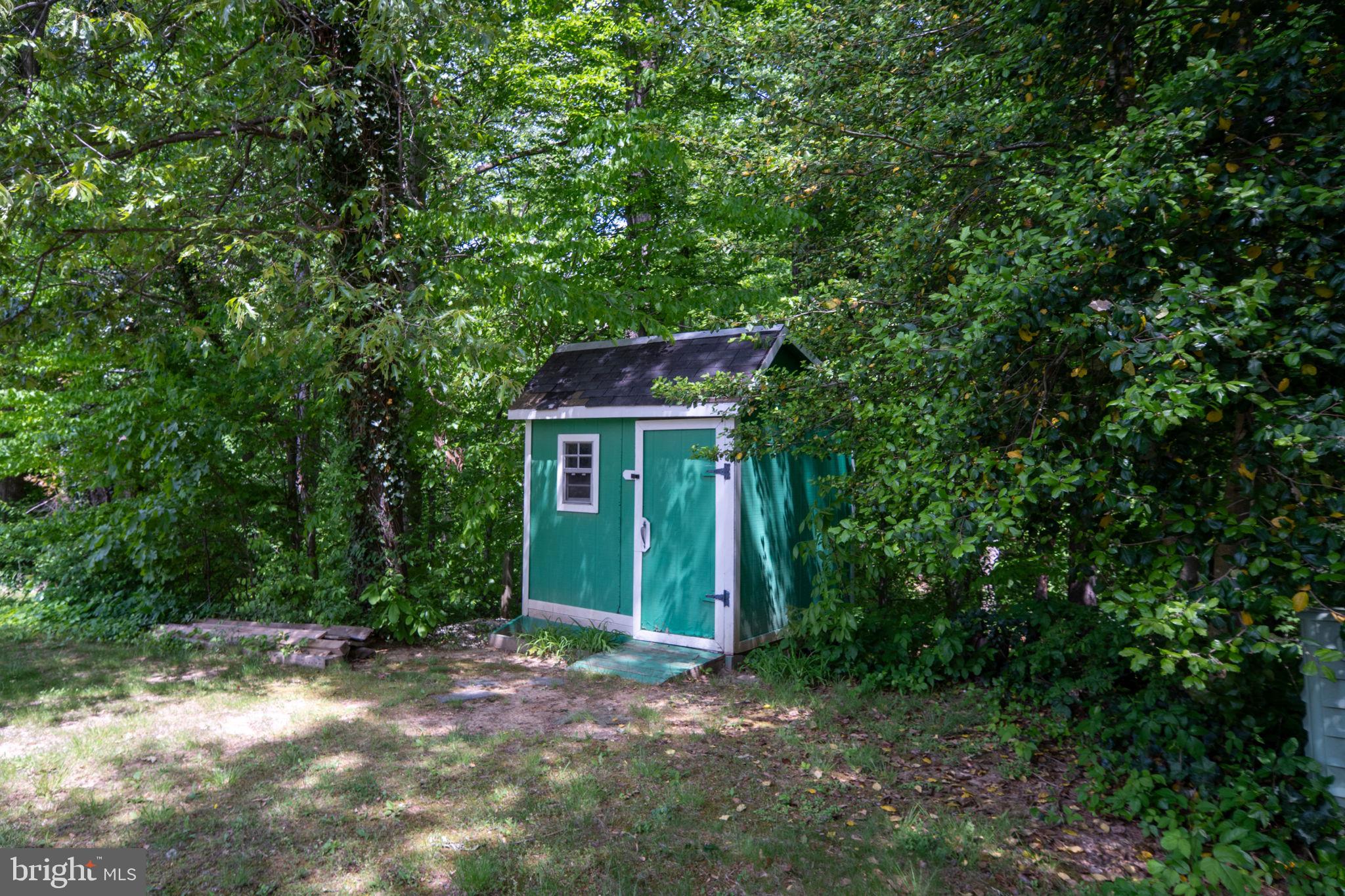 NORTH FERRY FARMS - Residential Lease