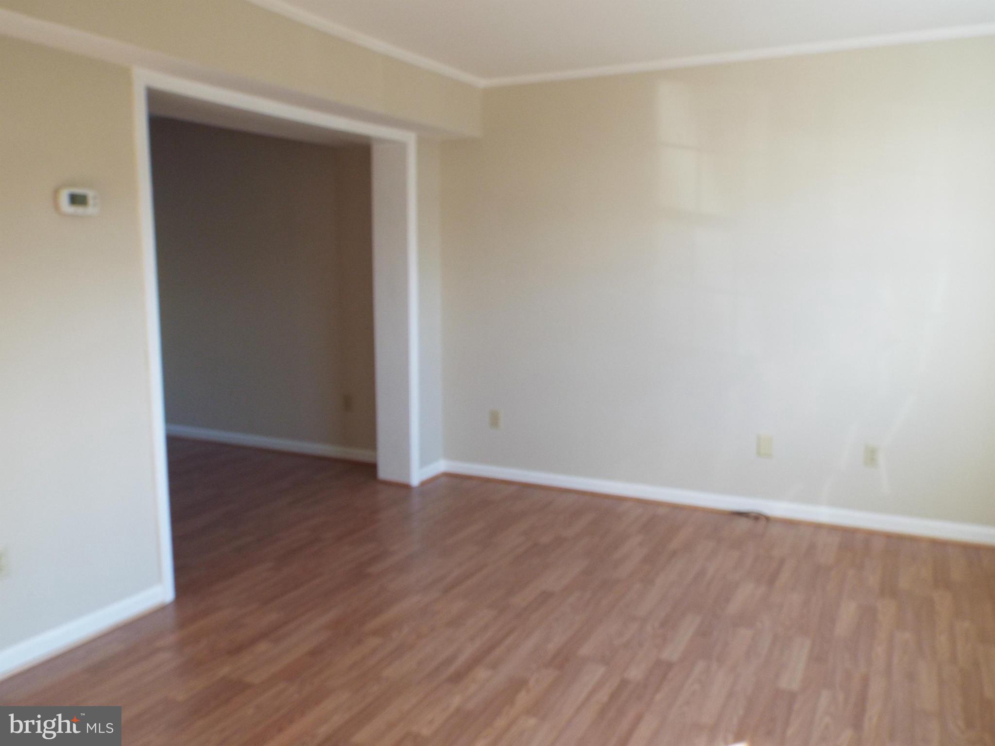 WESTMINSTER SQUARE - Residential