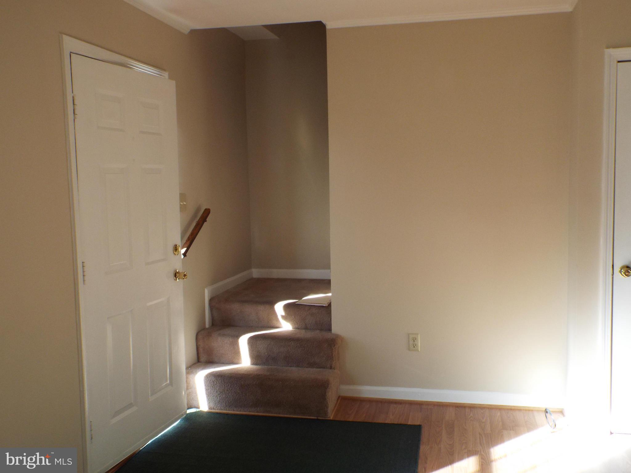 WESTMINSTER SQUARE - Residential