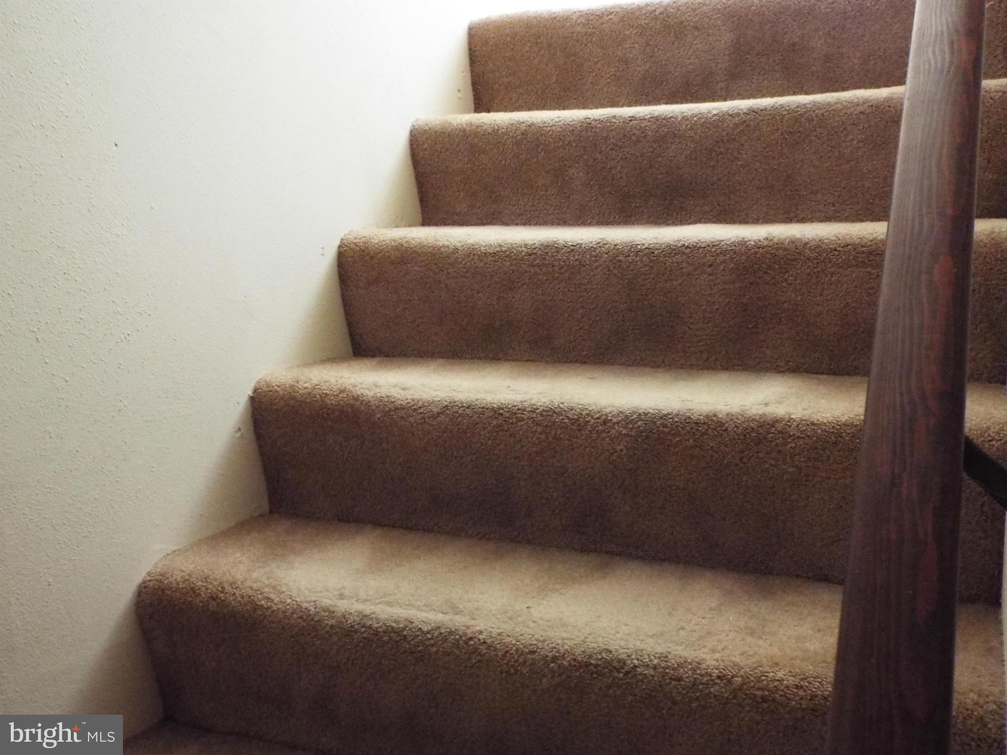 WESTMINSTER SQUARE - Residential