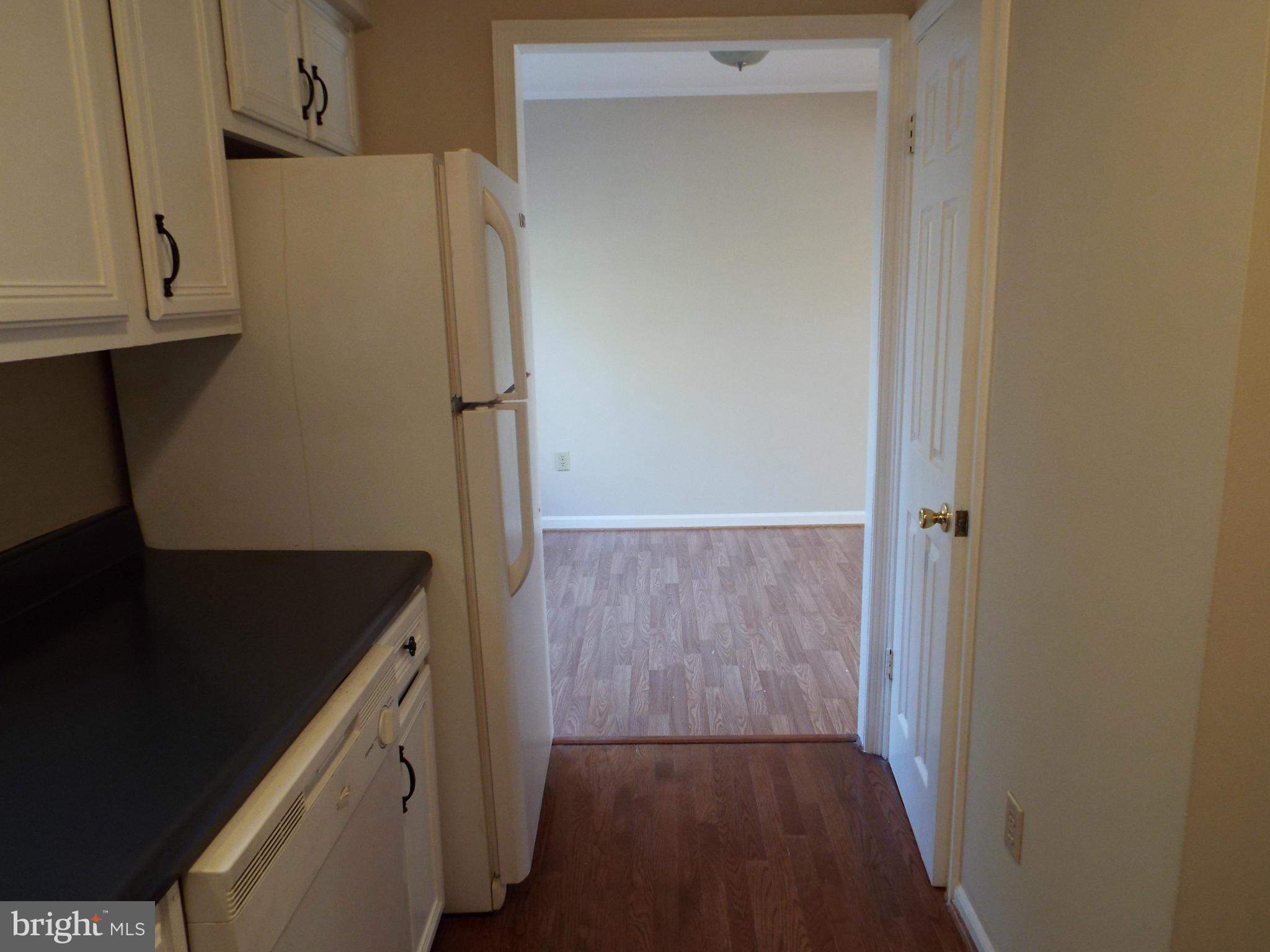 WESTMINSTER SQUARE - Residential