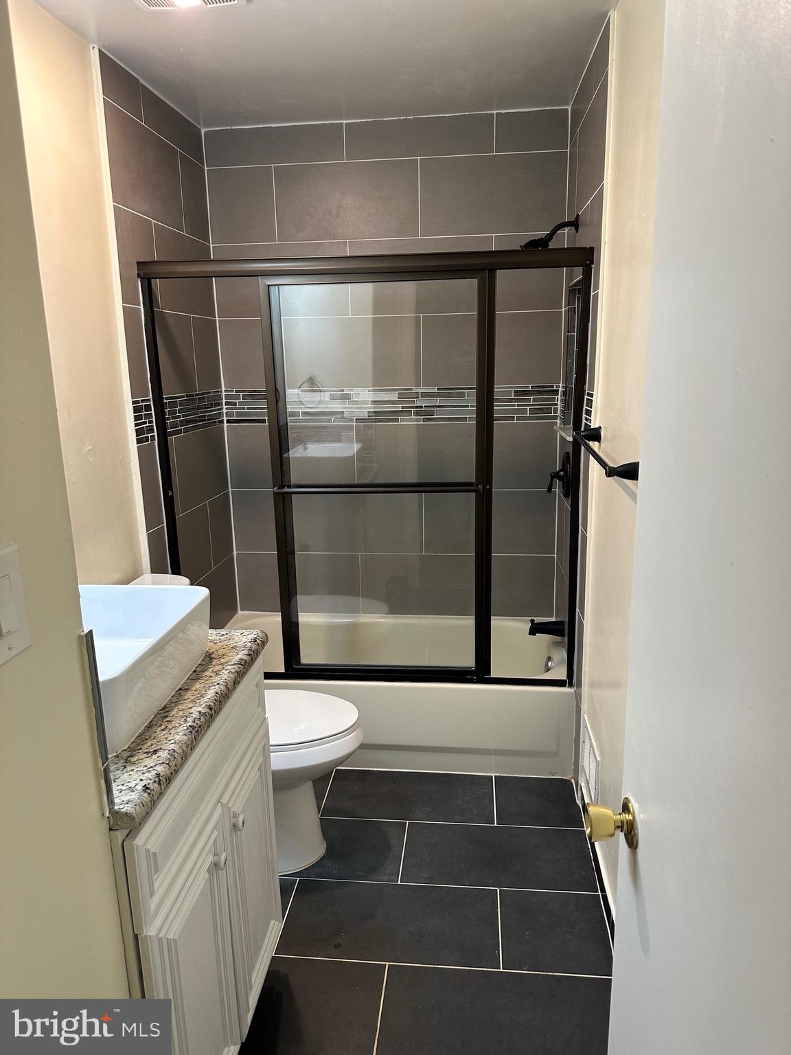 TWINBROOK - Residential Lease