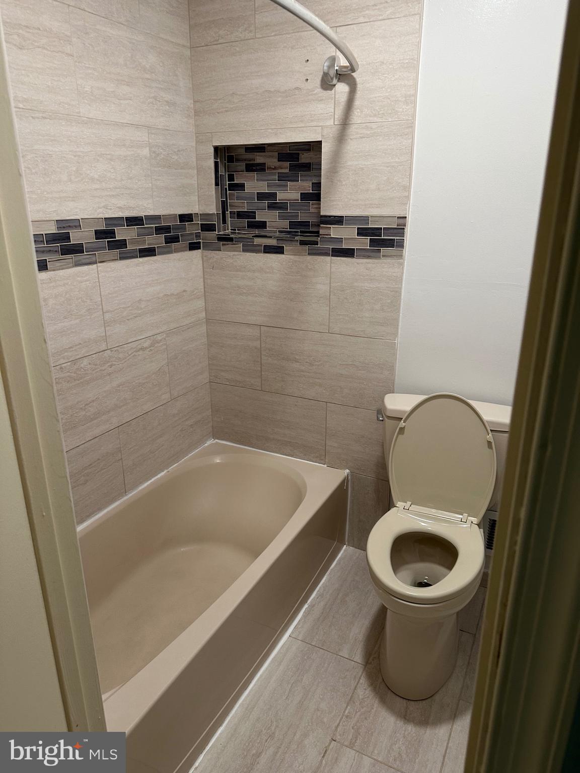 TWINBROOK - Residential Lease