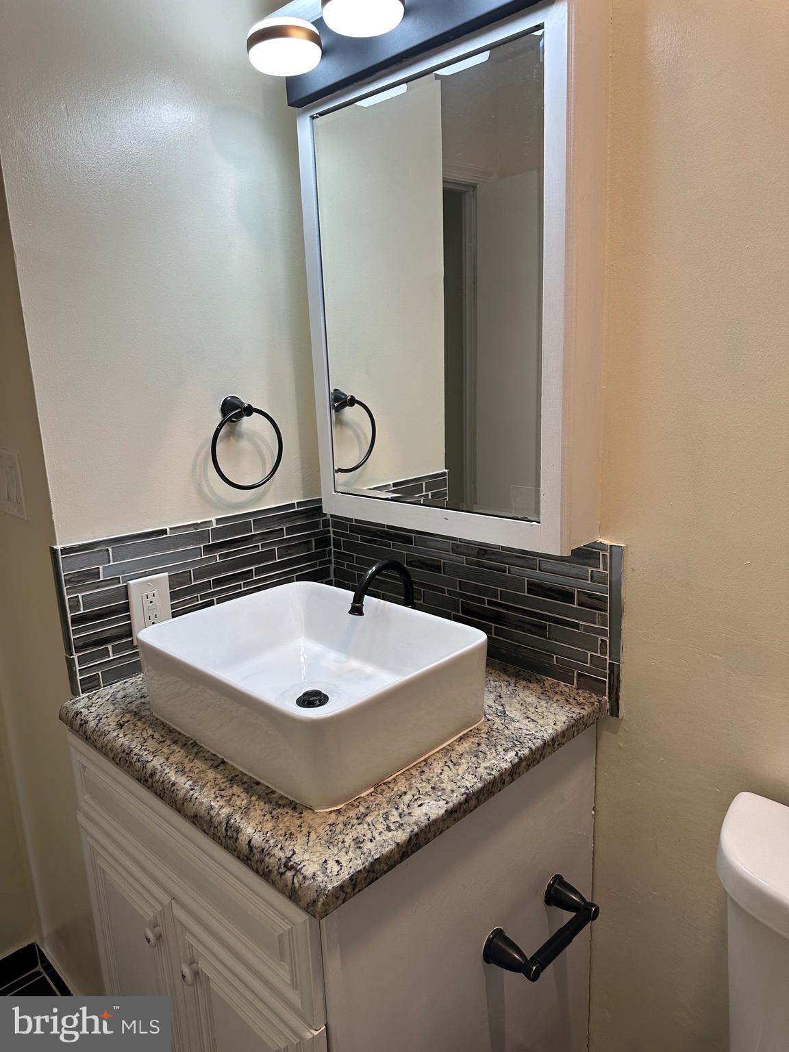 TWINBROOK - Residential Lease