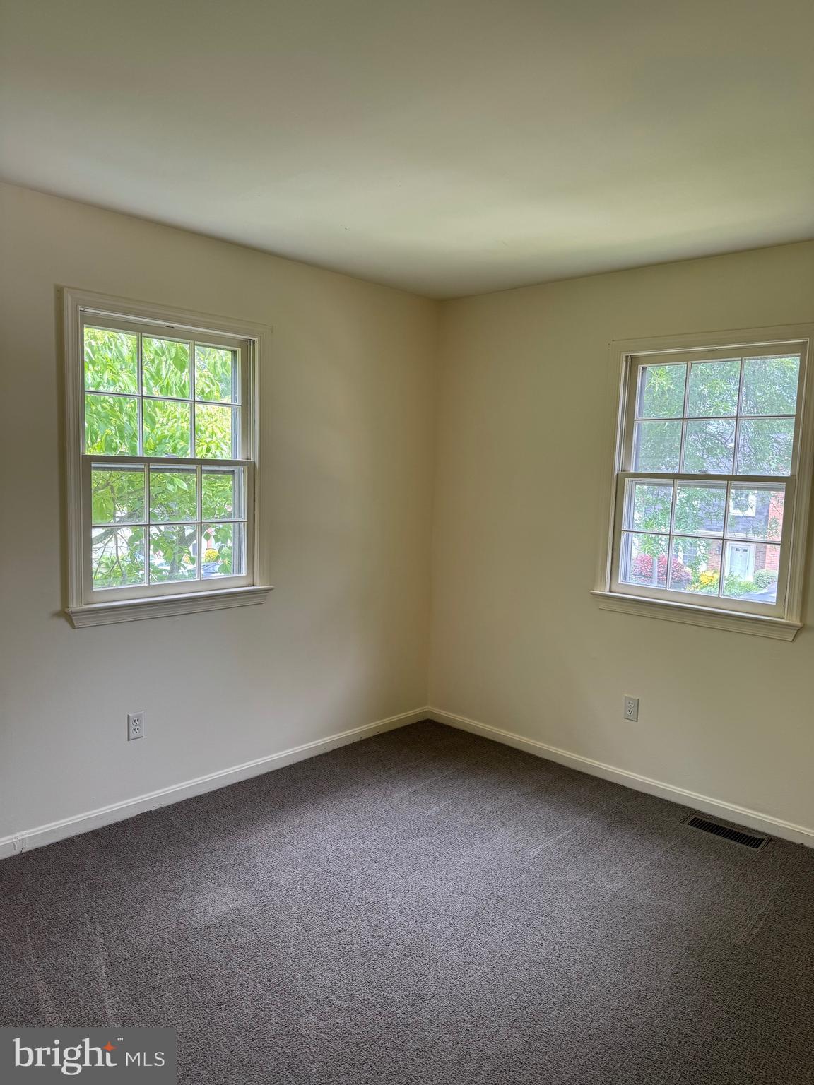 TWINBROOK - Residential Lease