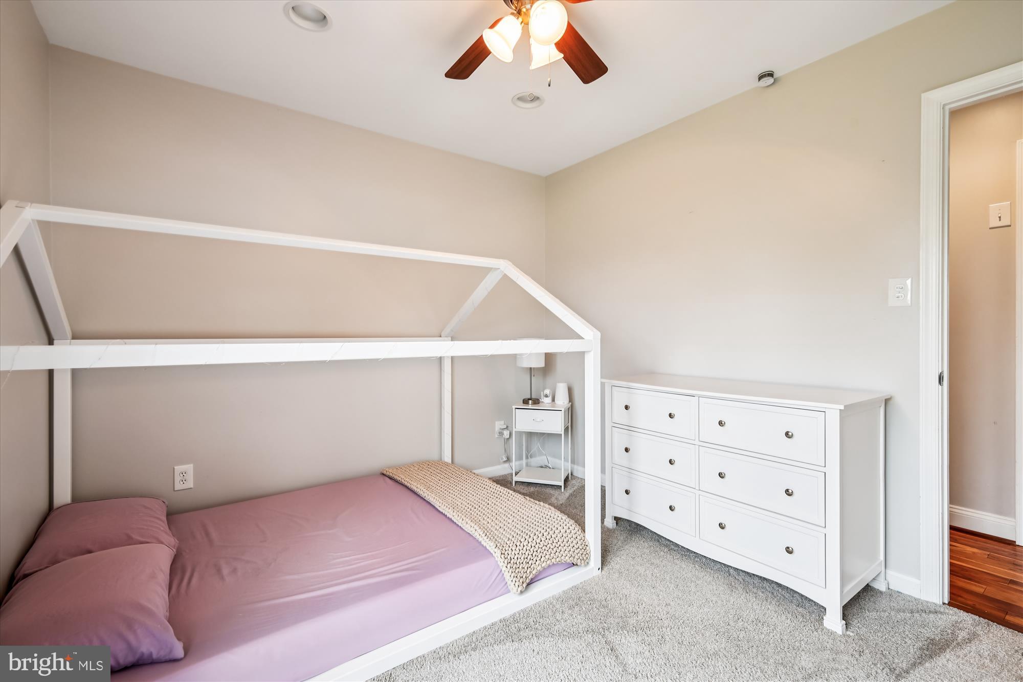 CLAIBORNES LANDING - Residential