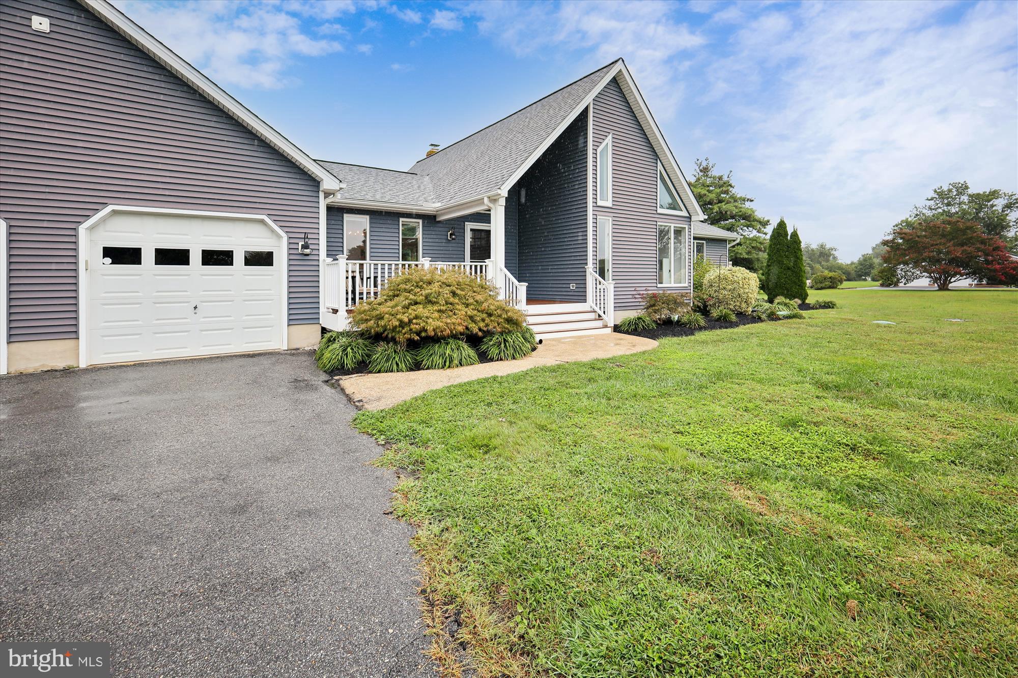 CLAIBORNES LANDING - Residential