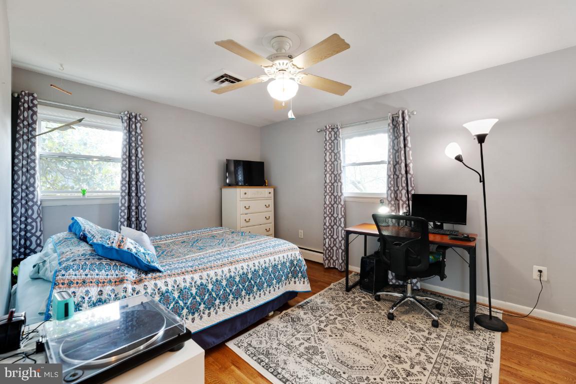 COLONIAL FARMS - Residential