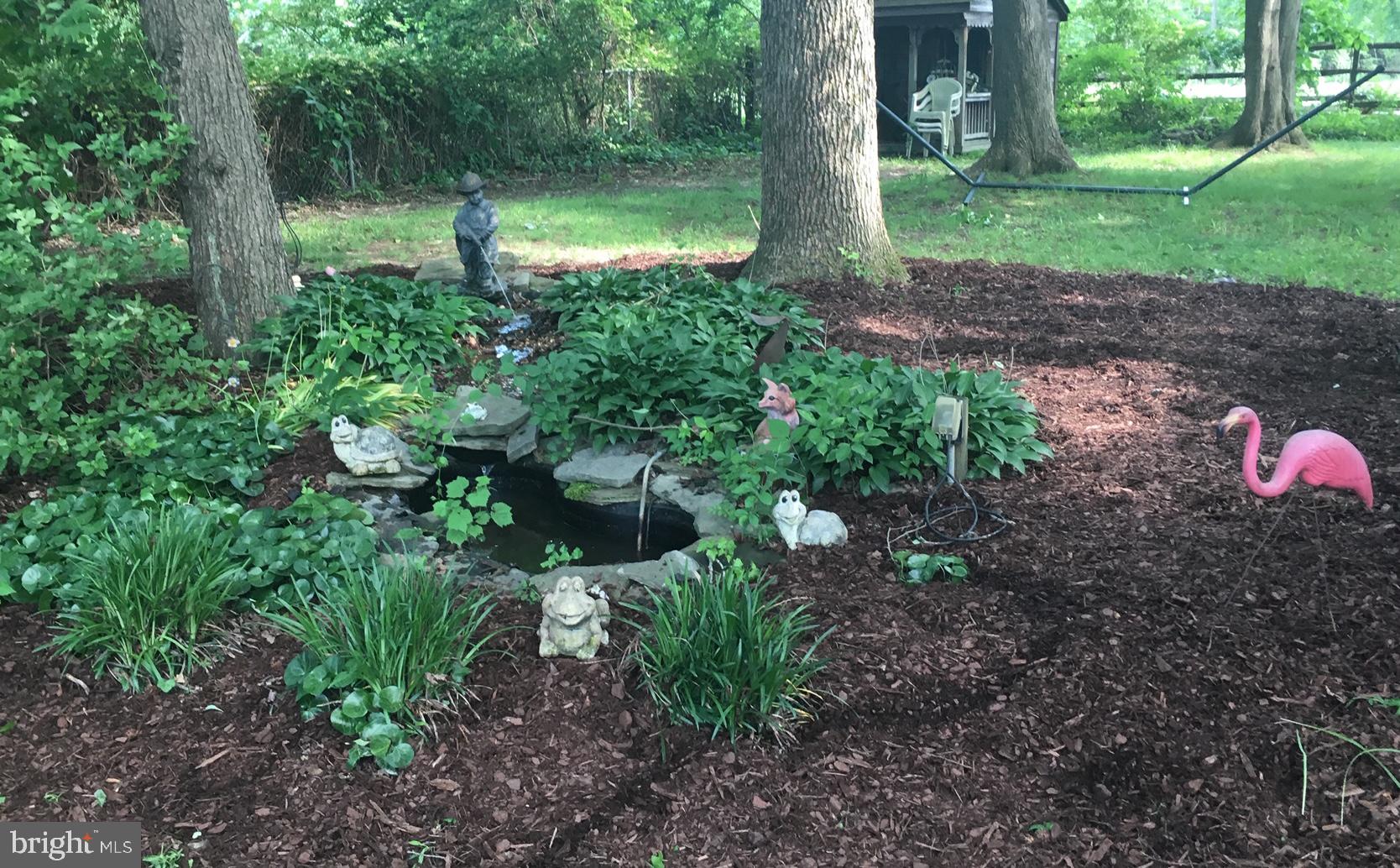 COLONIAL FARMS - Residential