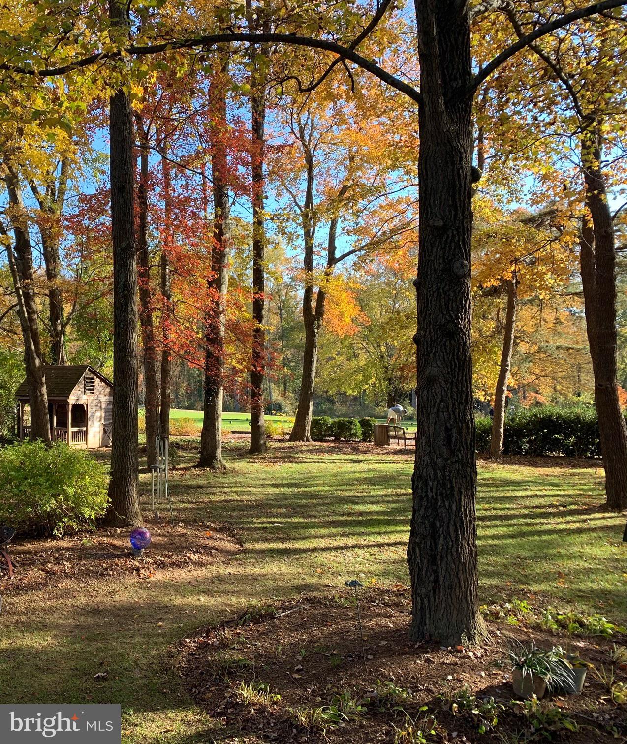 COLONIAL FARMS - Residential