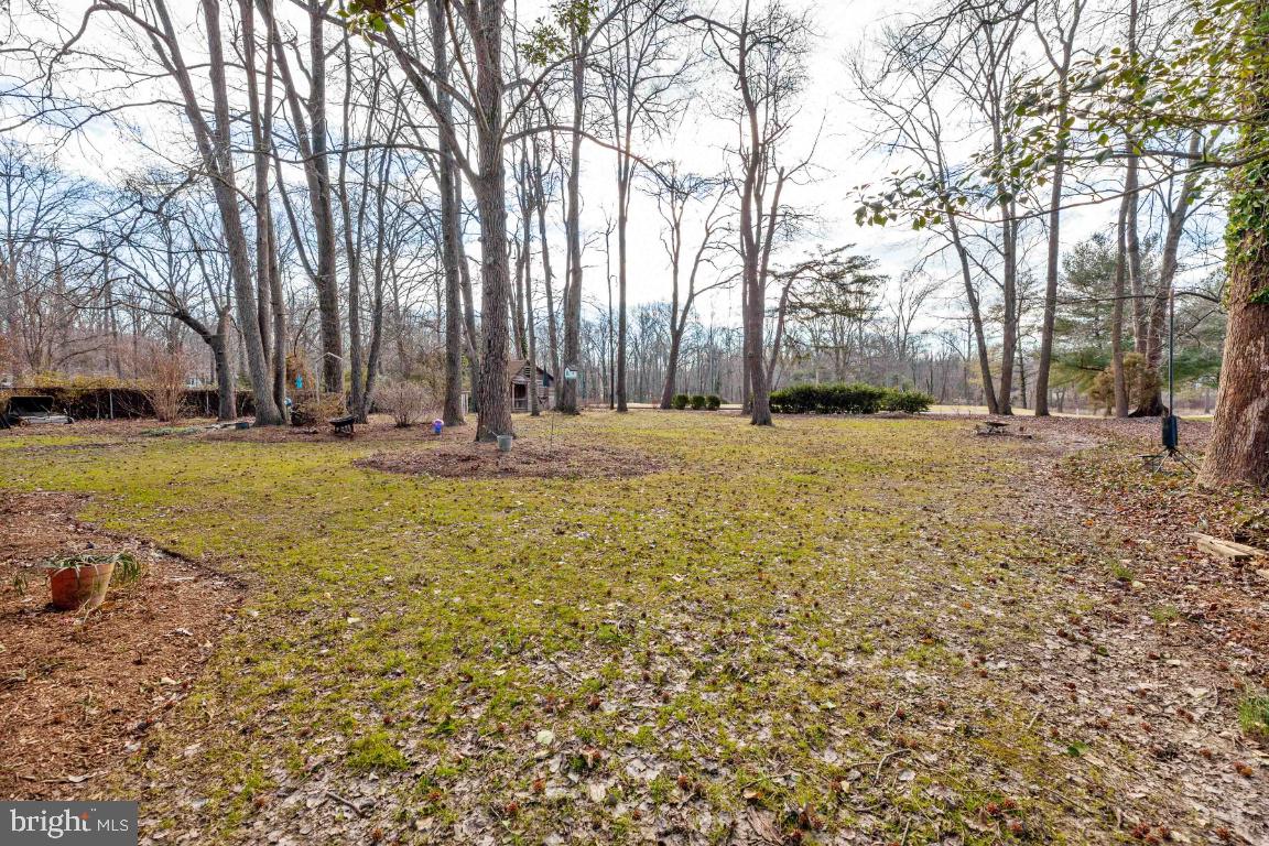 COLONIAL FARMS - Residential