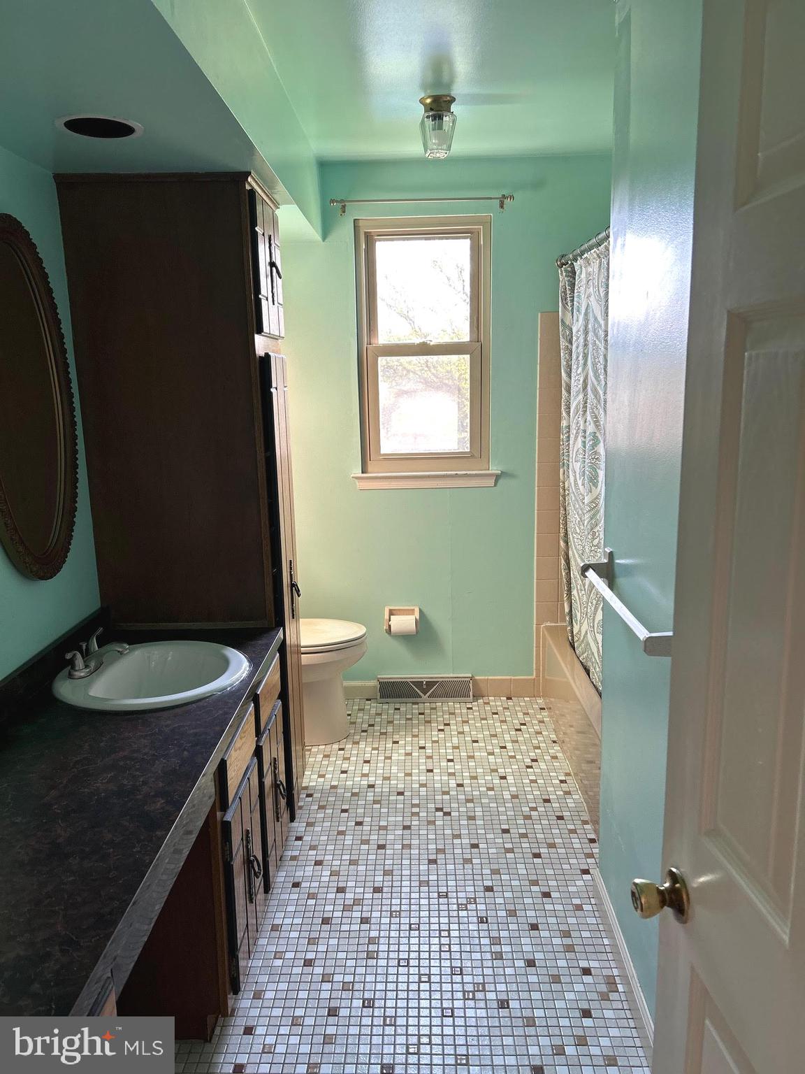 EAST RIDGE - Residential