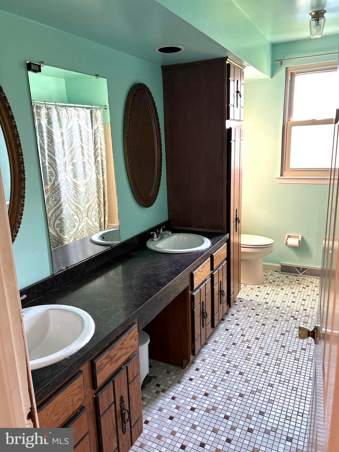 EAST RIDGE - Residential