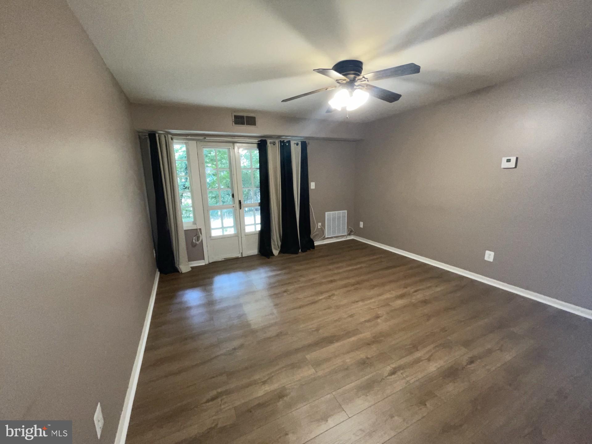 CARDINAL FOREST - Residential Lease