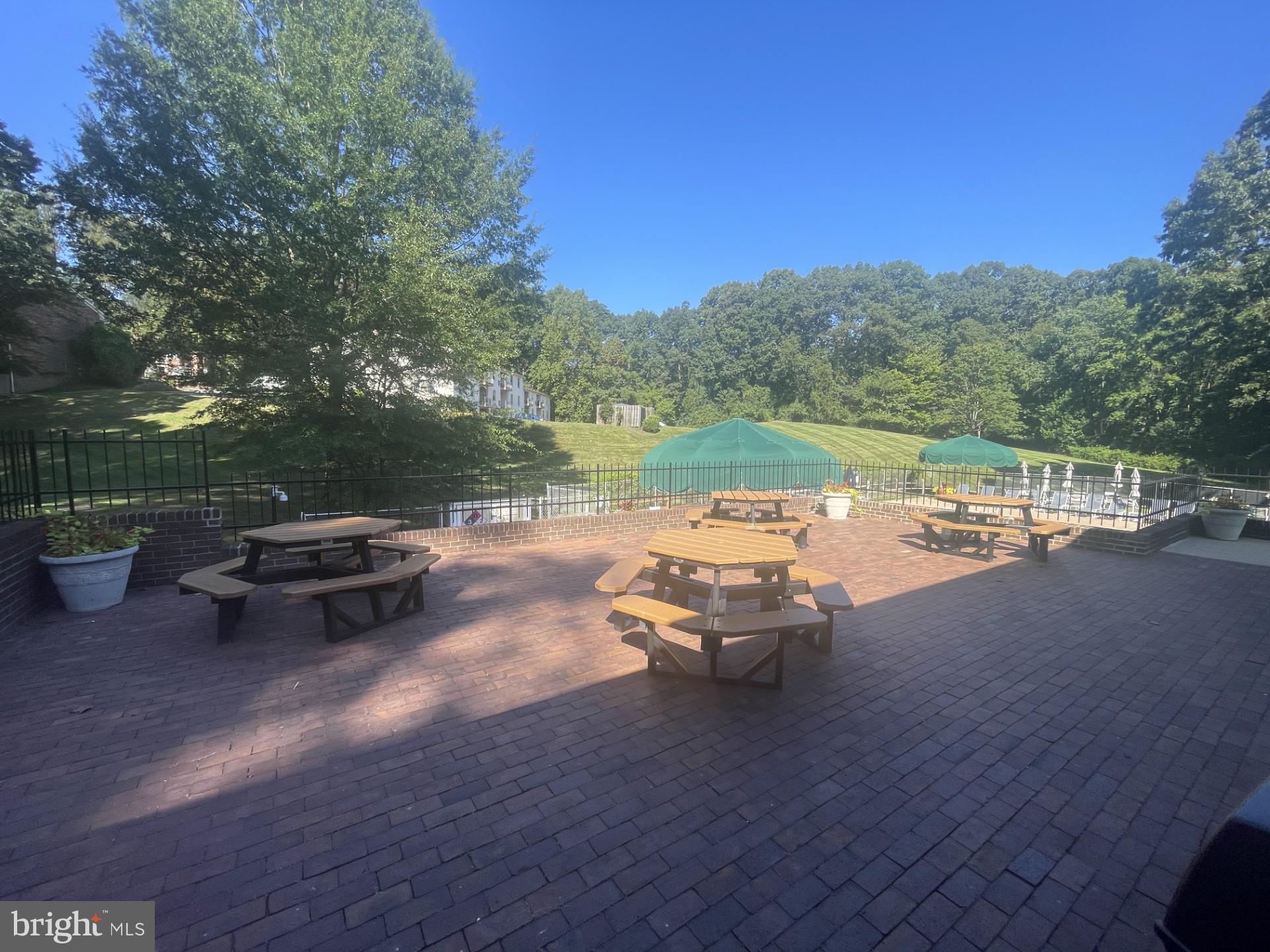 CARDINAL FOREST - Residential Lease