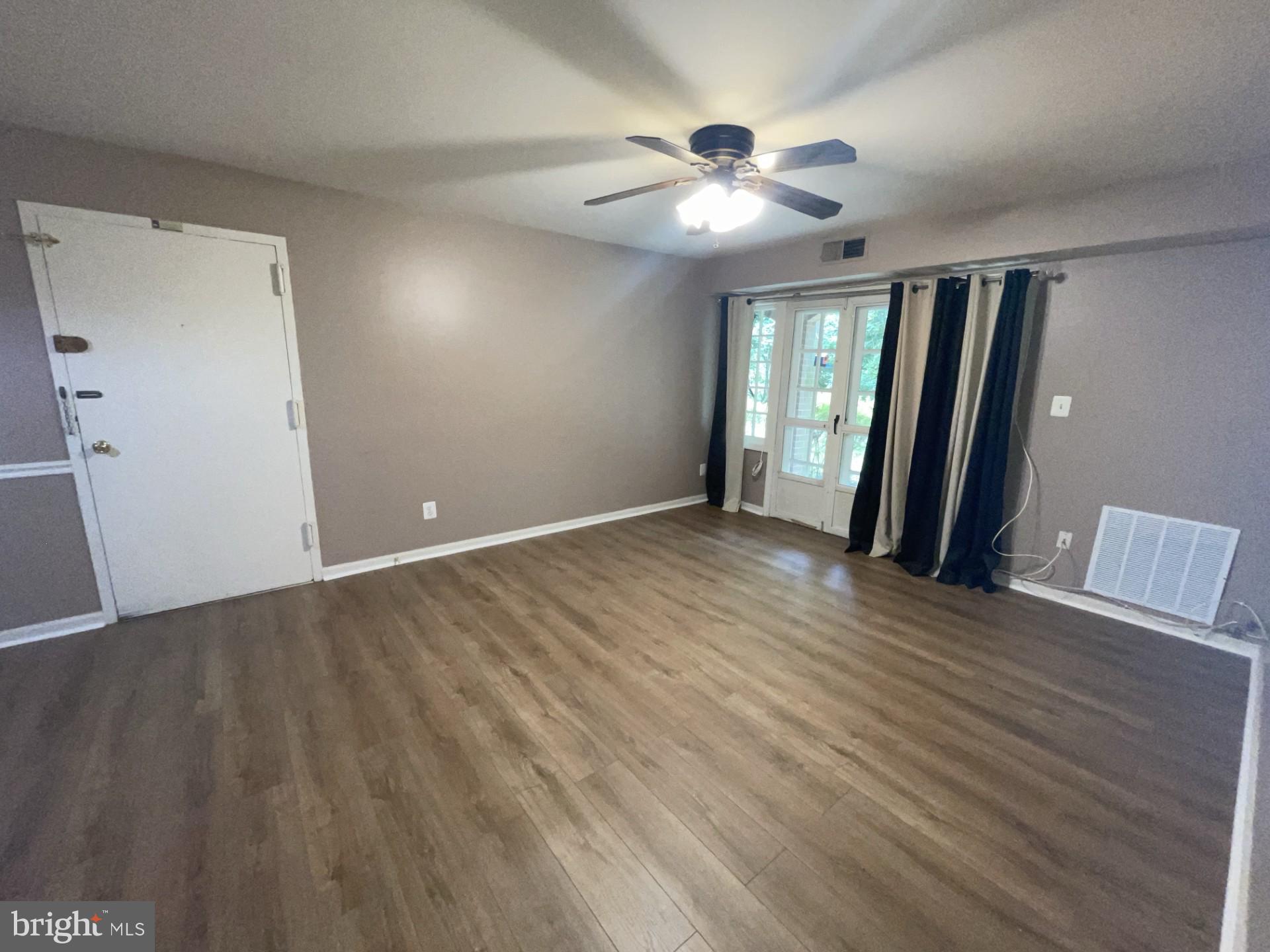 CARDINAL FOREST - Residential Lease