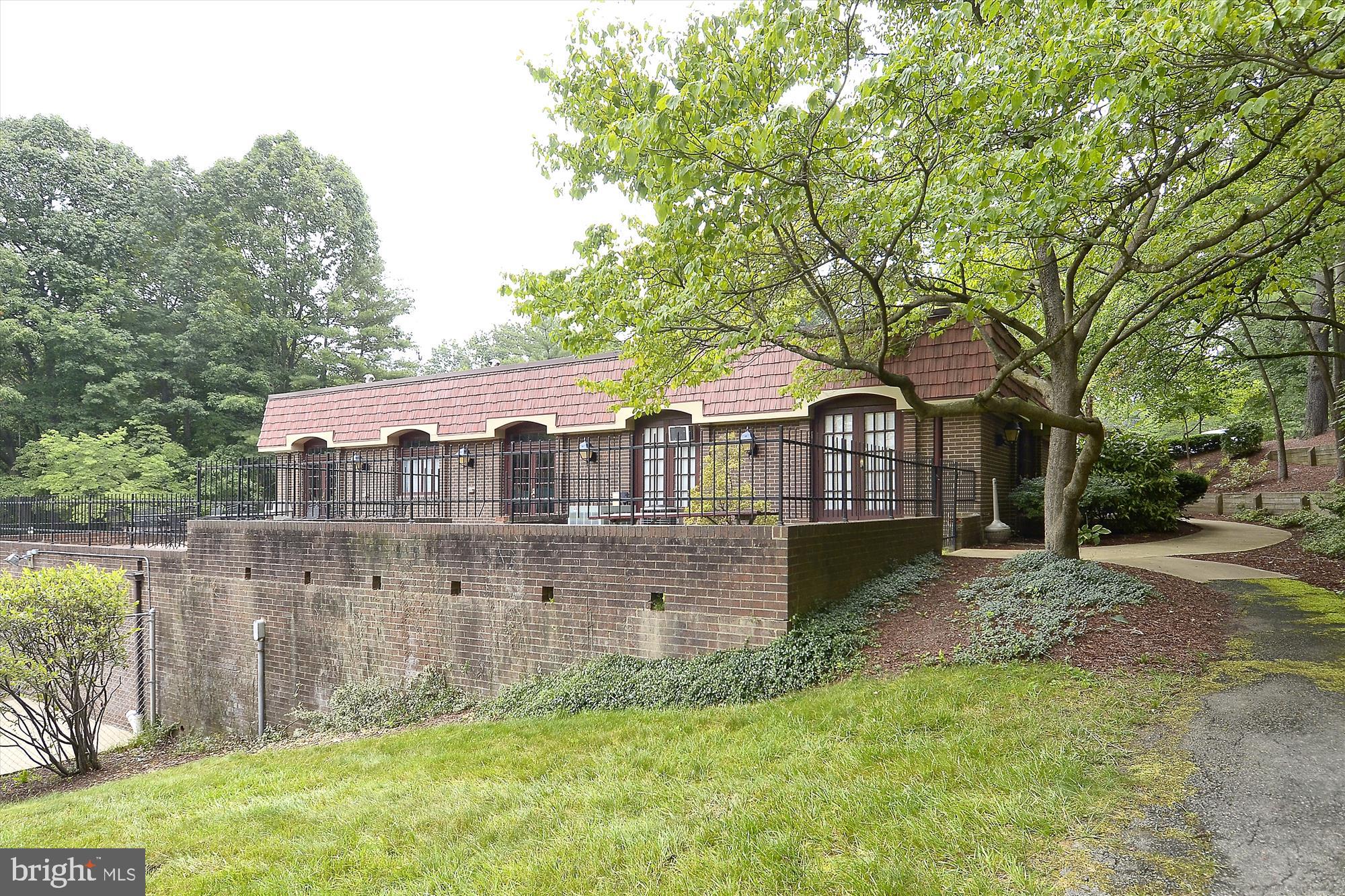 CARDINAL FOREST - Residential Lease