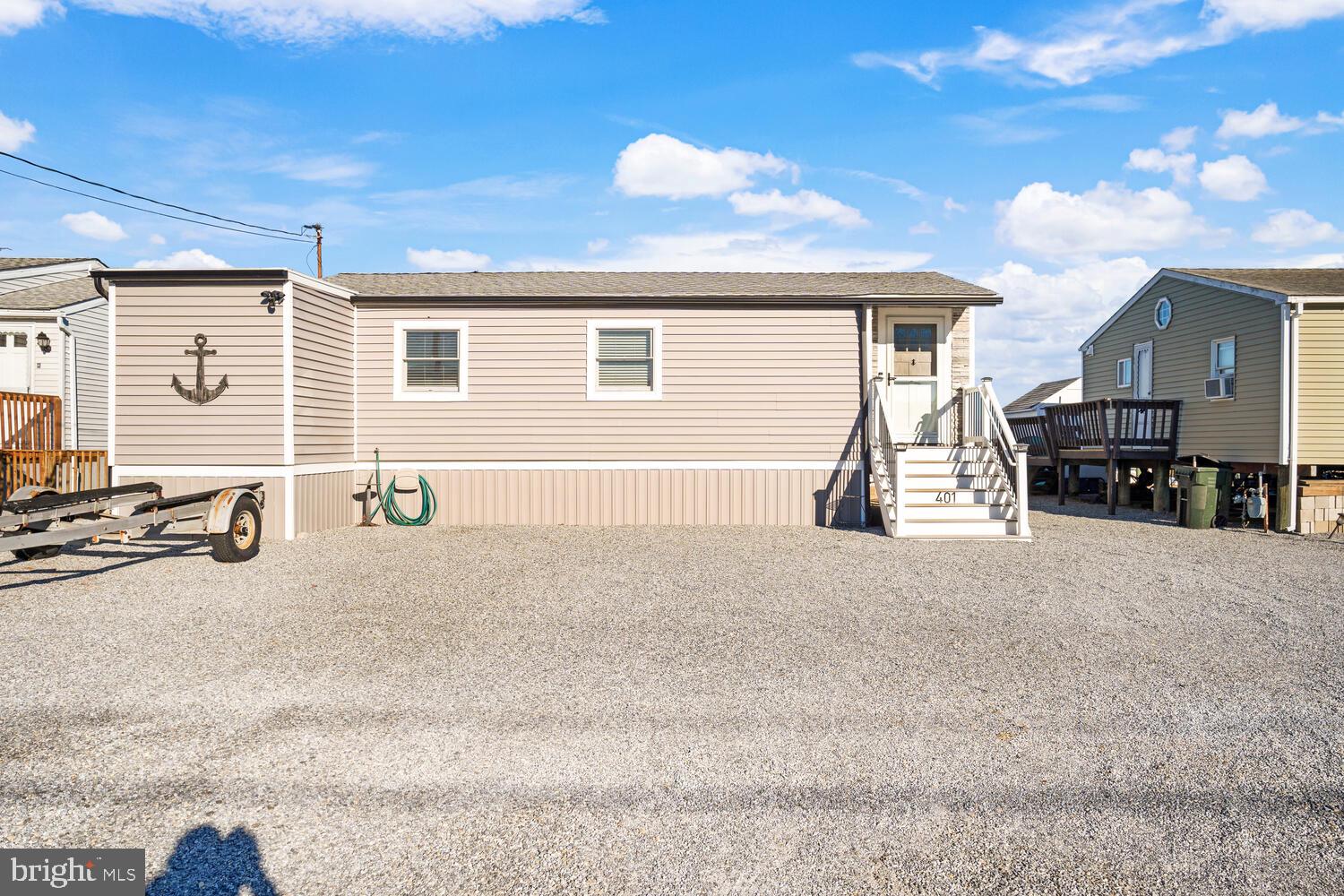 401 KINGFISHER ROAD