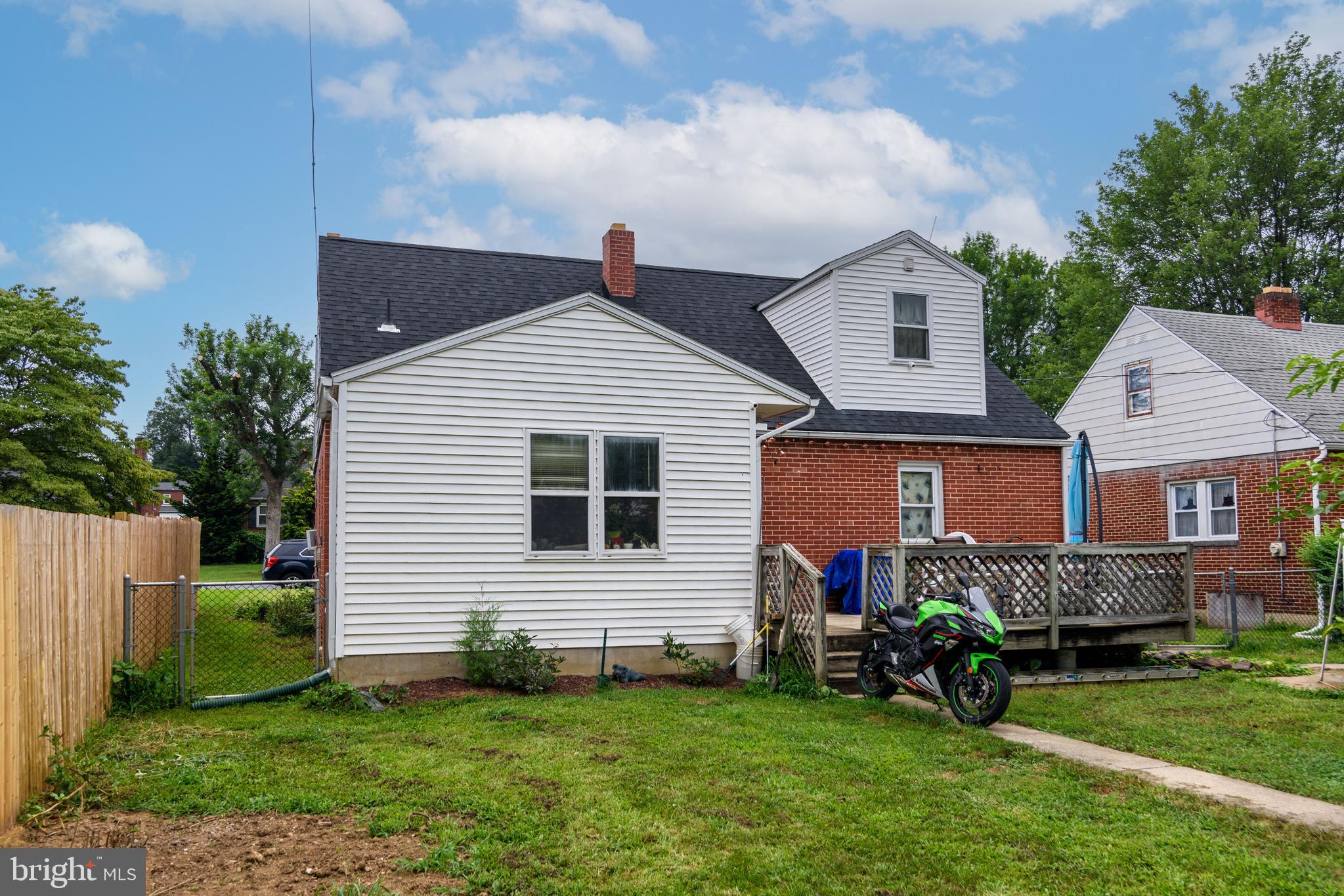 LAWNTON - Residential