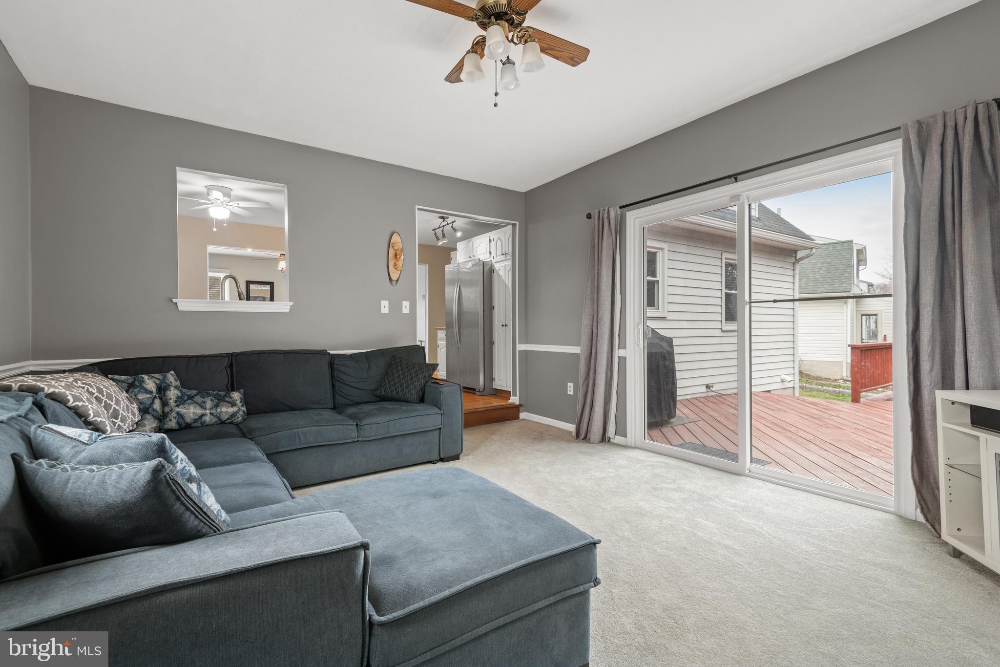 JEFFERSON SQUARE - Residential