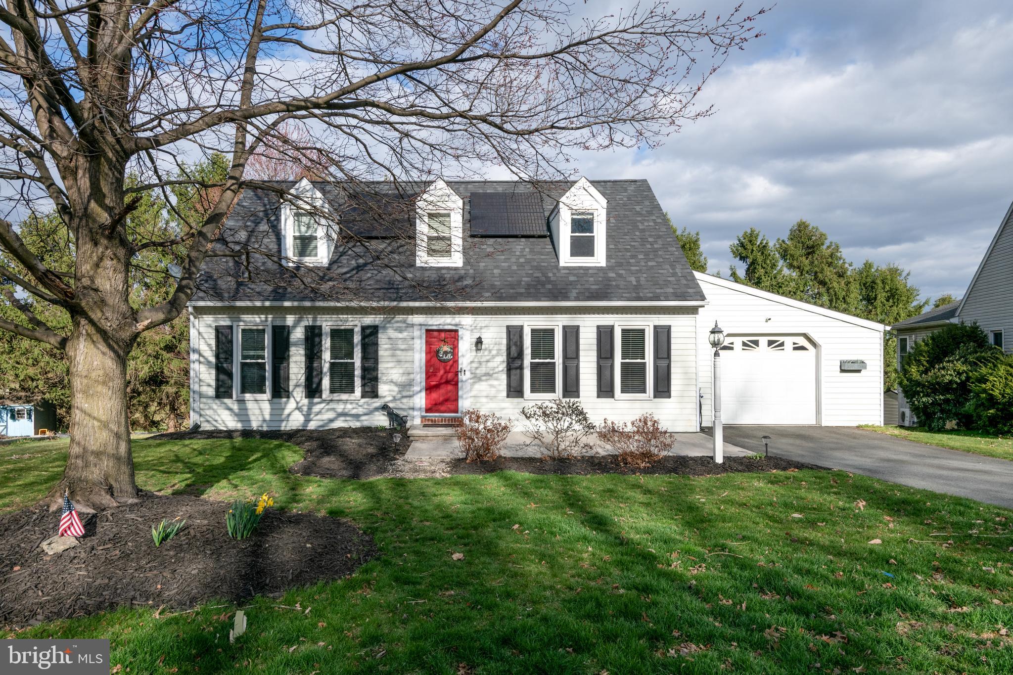 JEFFERSON SQUARE - Residential