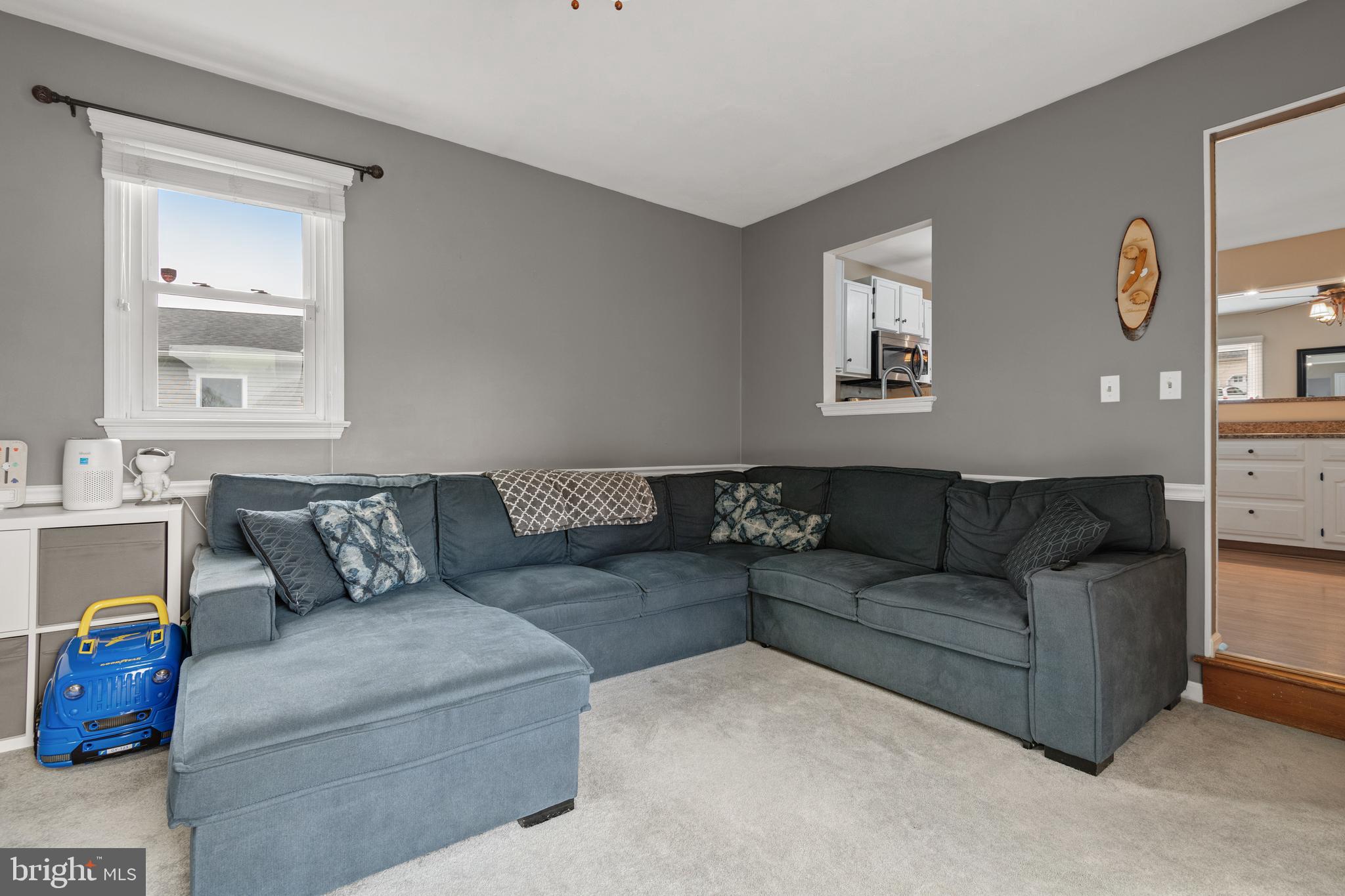 JEFFERSON SQUARE - Residential