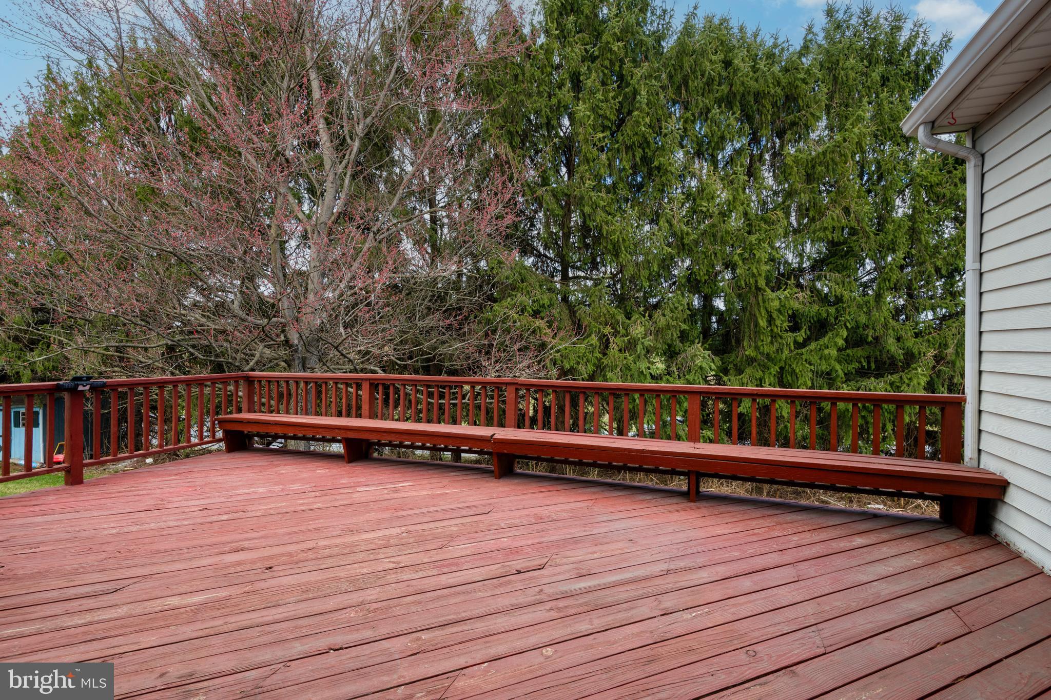 JEFFERSON SQUARE - Residential